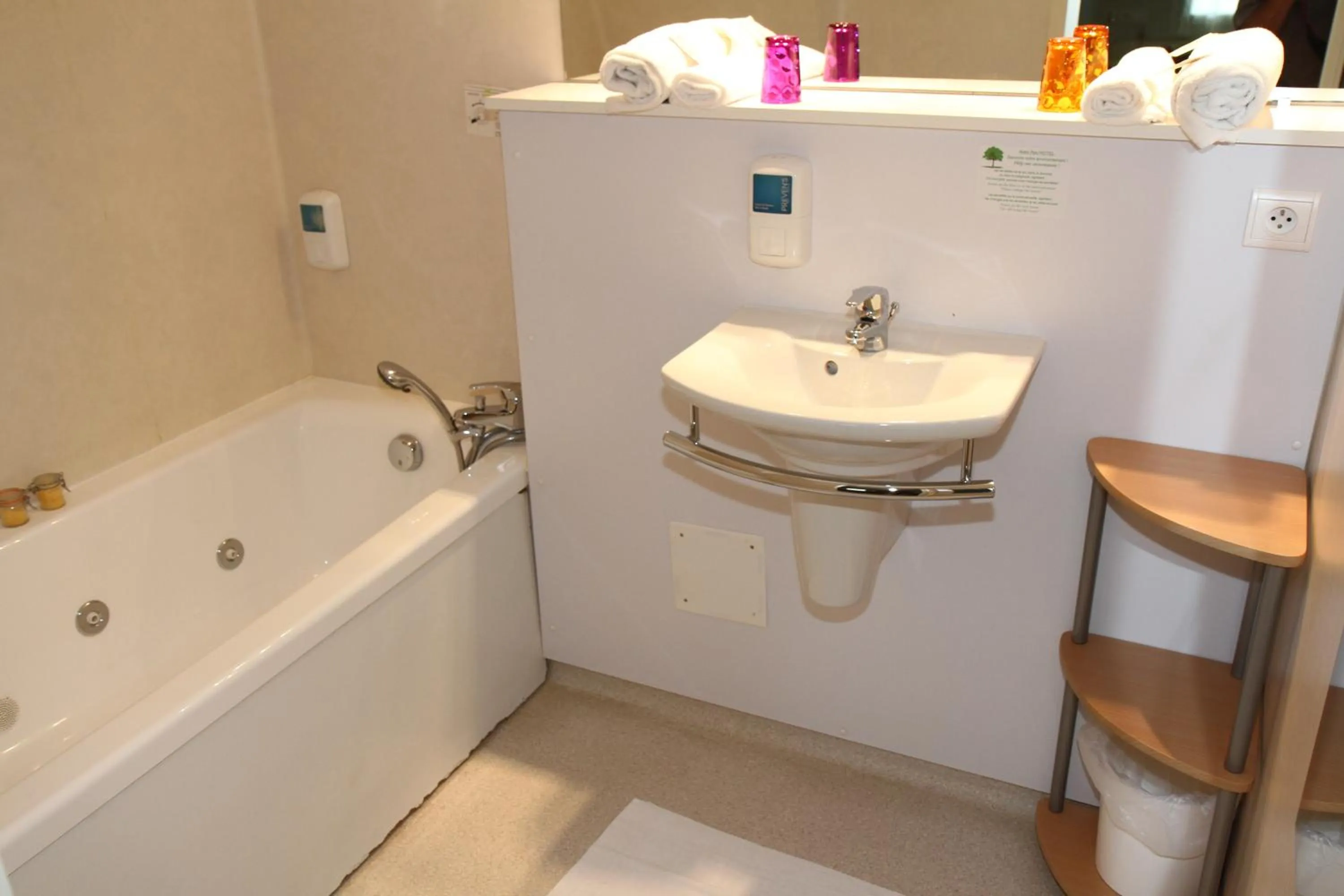 Bathroom in Rev'hotel