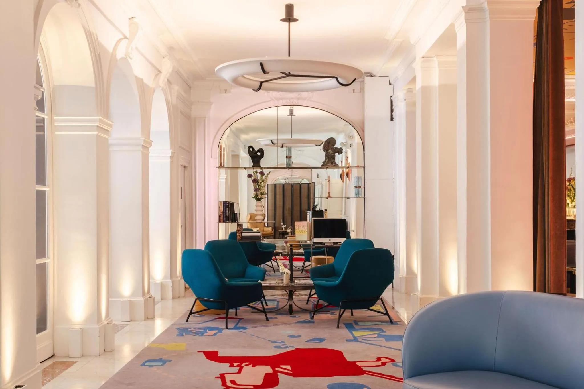 Lobby or reception in Hôtel Vernet Champs Elysées Paris