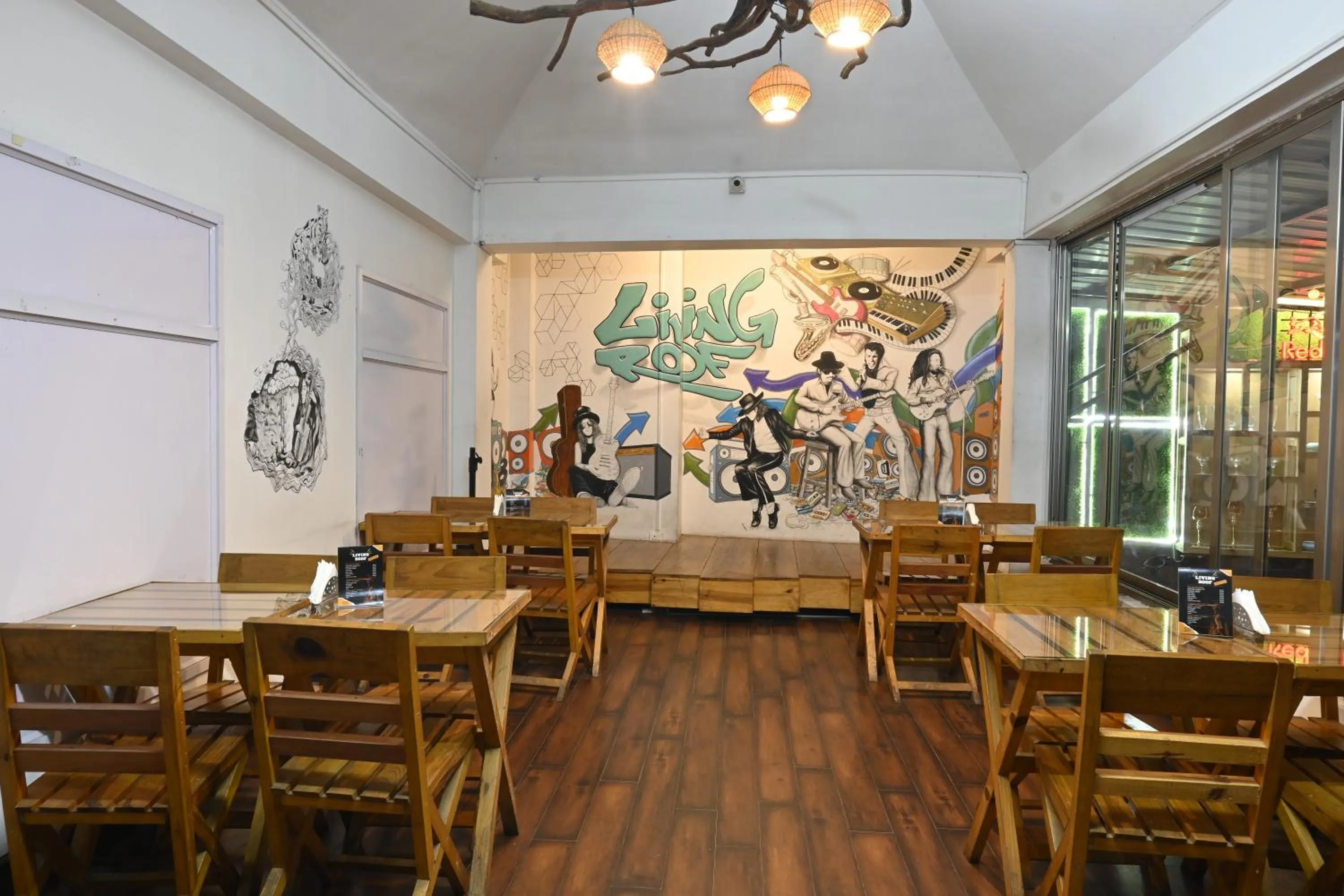 Restaurant/places to eat in The Living Roof