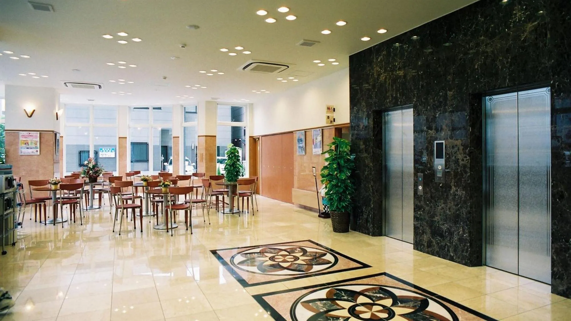 Lobby or reception in Toyoko Inn Kanazawa-eki Higashi-guchi