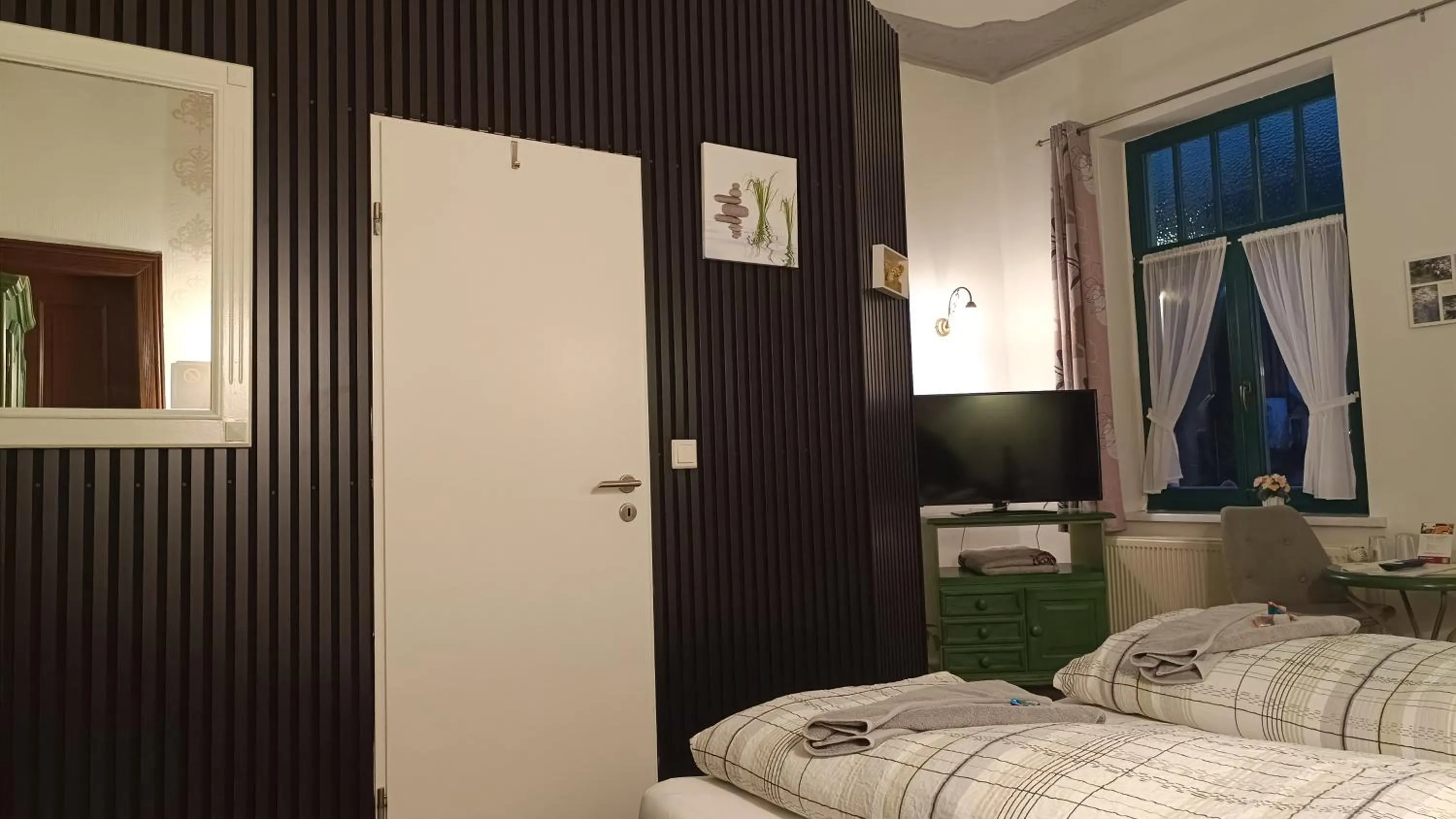 Photo of the whole room, Bed in Hotel Villa Alice