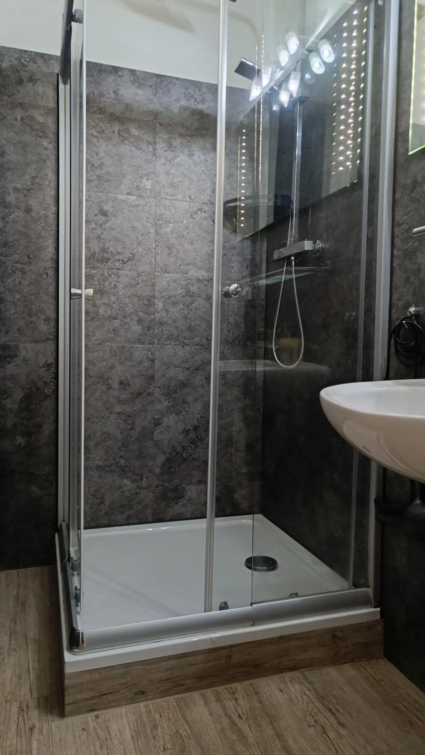 Bathroom in Hotel Villa Alice