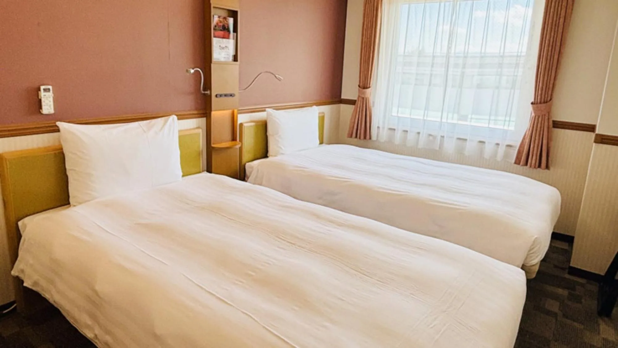 Bedroom, Bed in Toyoko Inn Sakudaira-eki Asama-guchi