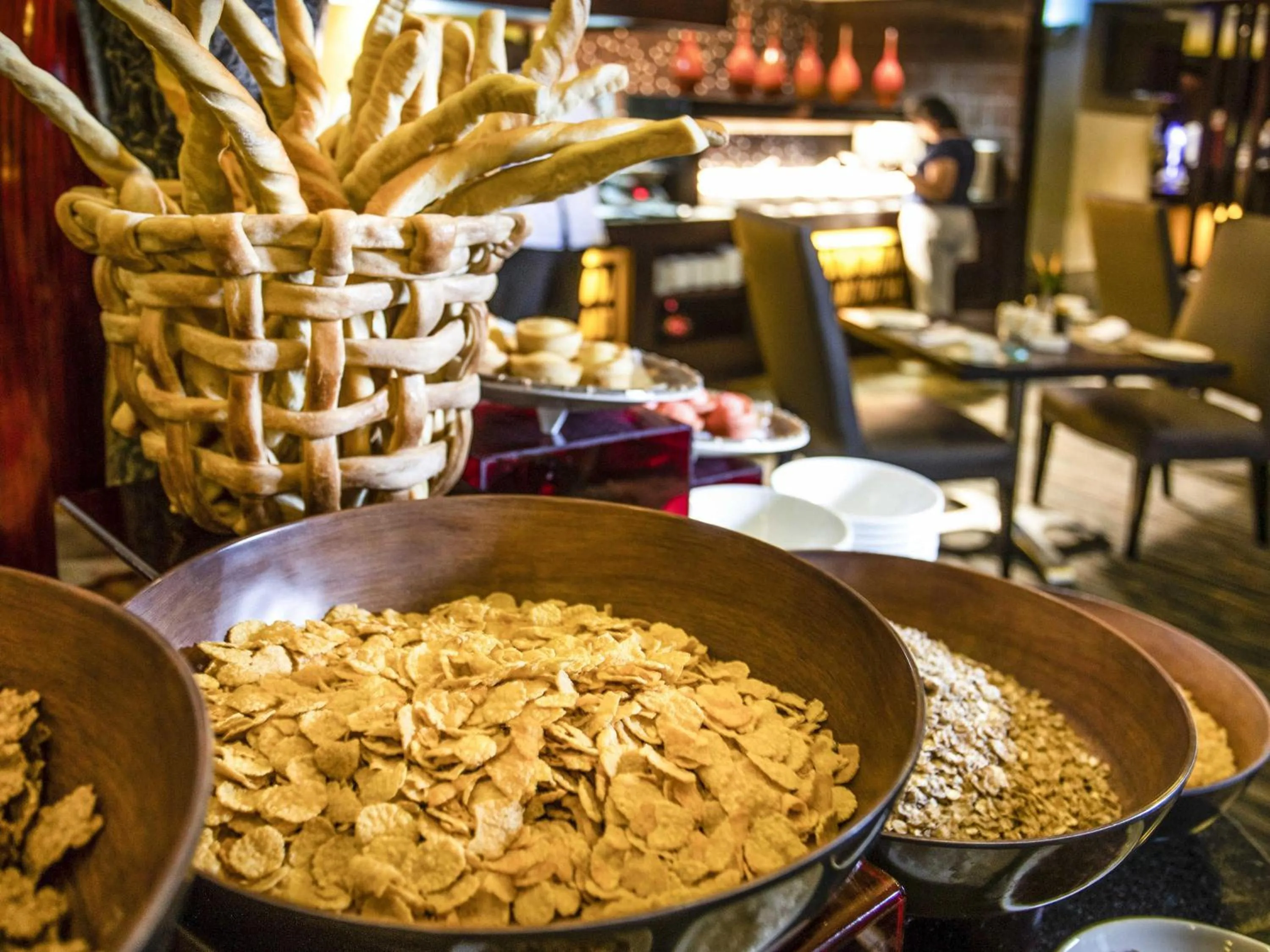 Restaurant/places to eat in Mövenpick Hotel Ikoyi Lagos