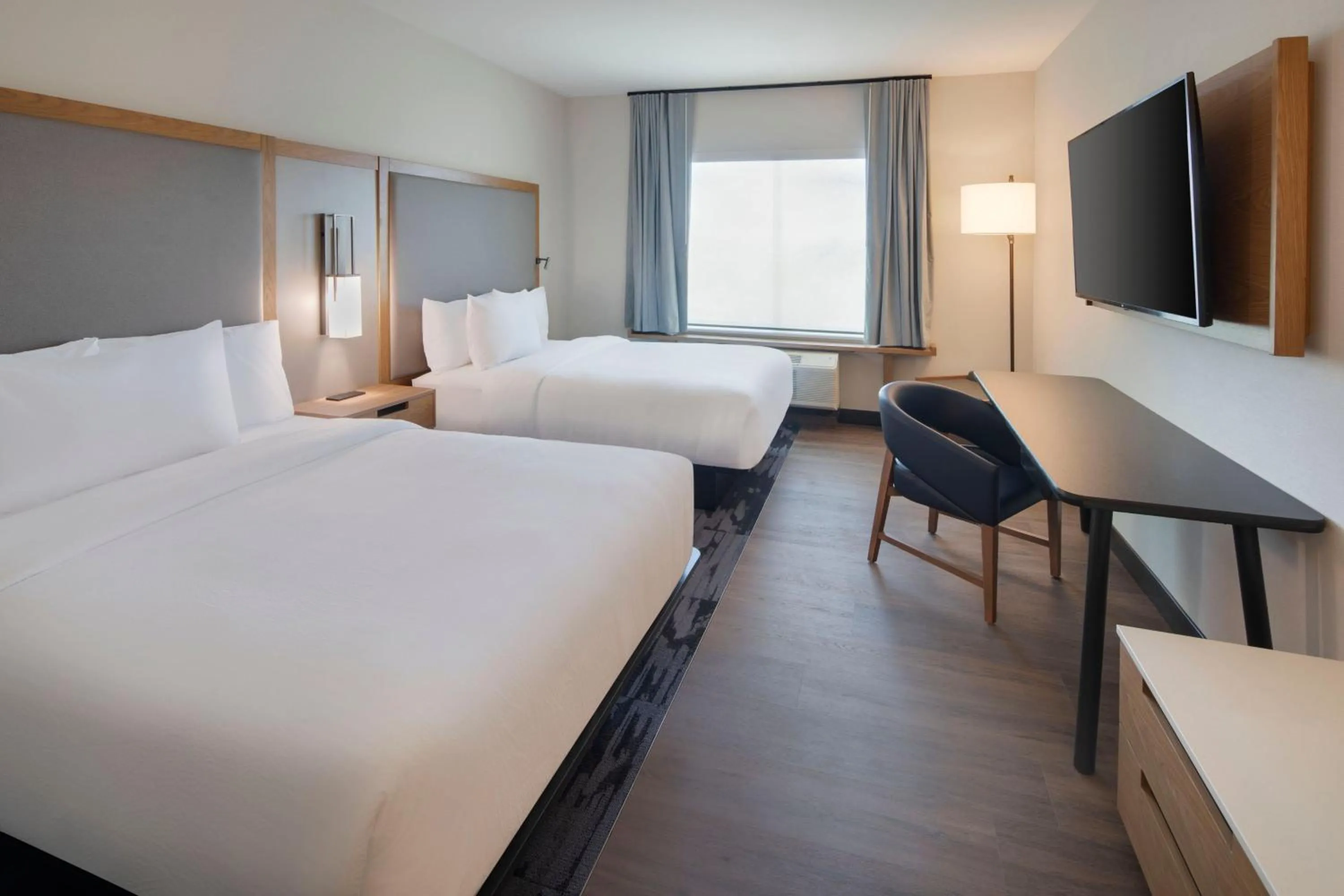 Photo of the whole room, Bed in Fairfield by Marriott Inn & Suites Franklin Cool Springs