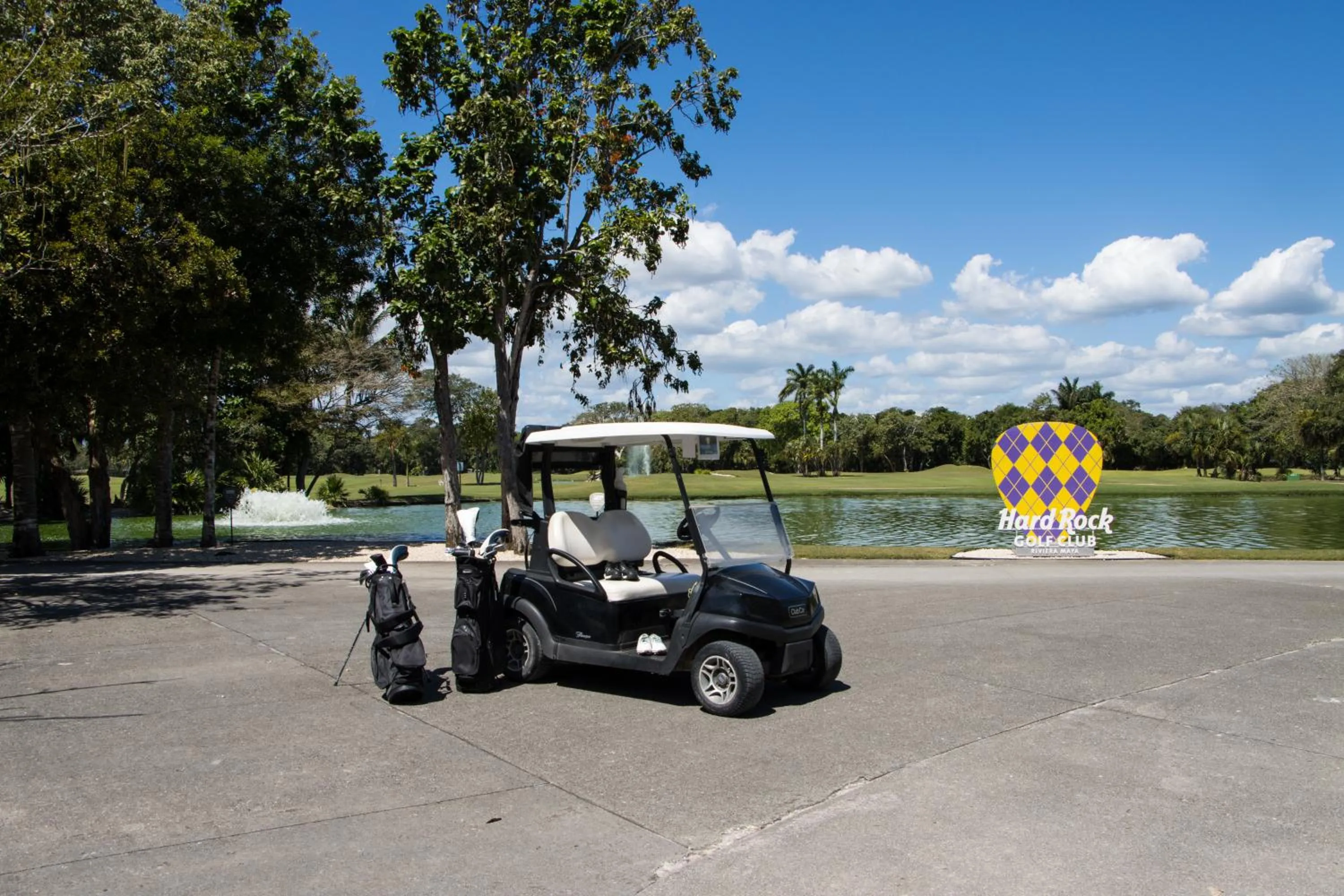 Golfcourse in Residence Inn by Marriott Playa del Carmen