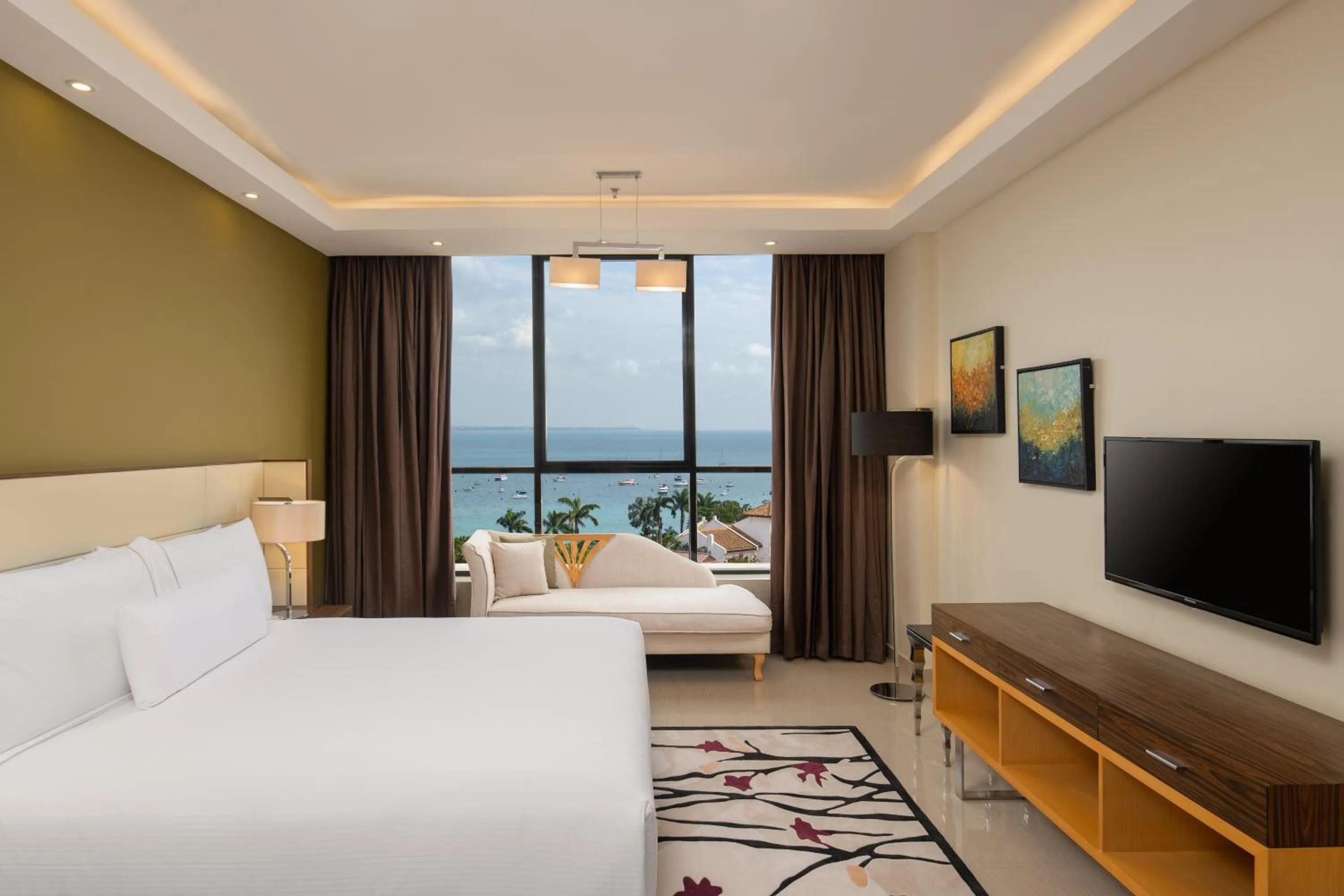 Bedroom, Bed in Element by Westin Hotel Dar es Salaam