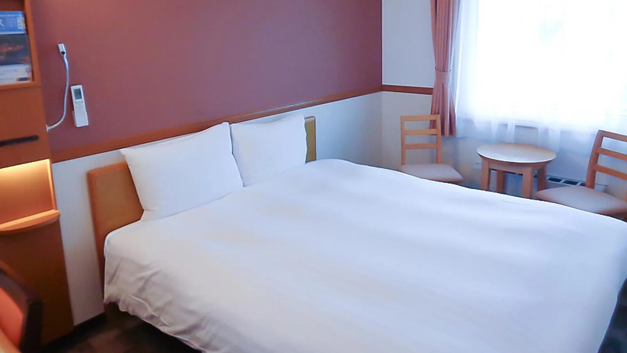 Bedroom, Bed in Toyoko Inn Fujisan Numazu eki Kita guchi No 2