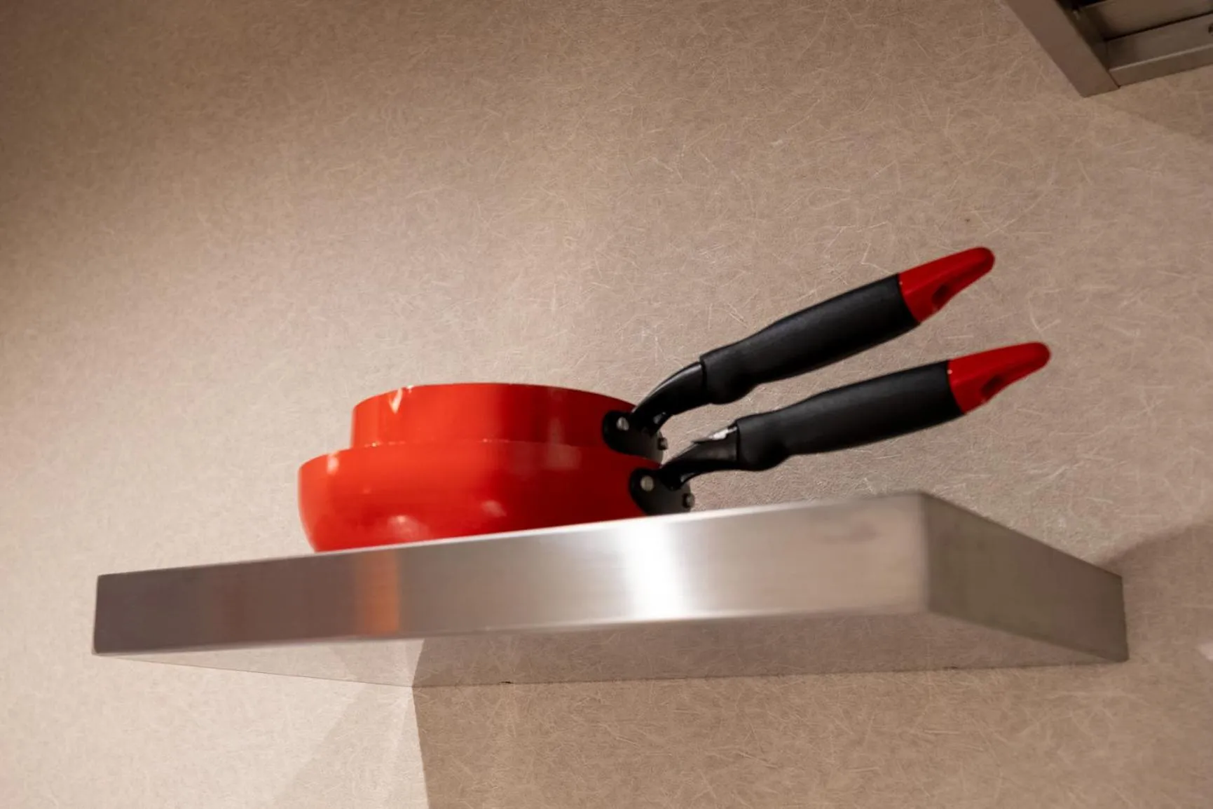 Kitchen or kitchenette in Little Hotel Kyoto Karasuma Takatsuji