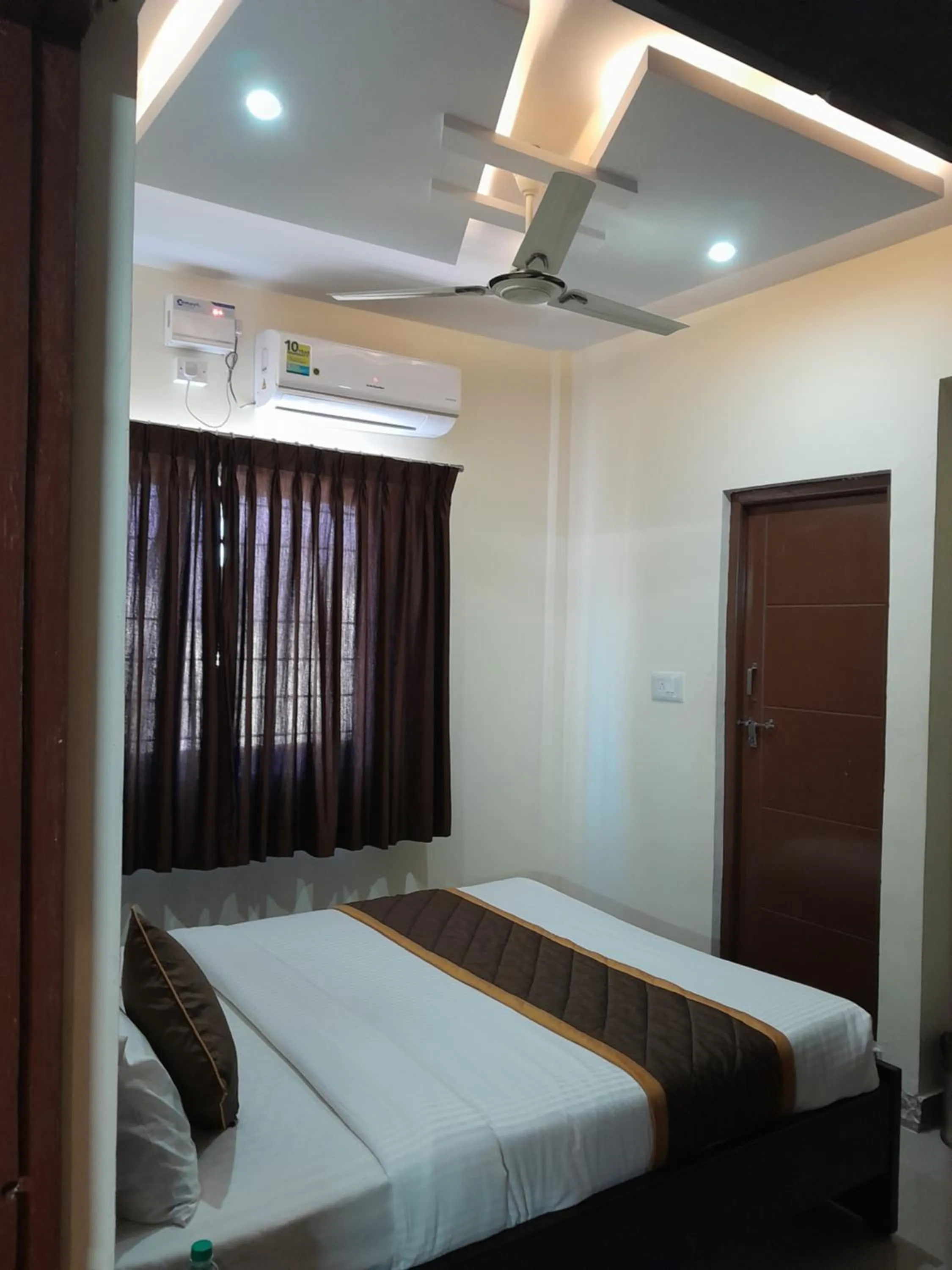 Bedroom, Bed in THE NISARGA GRAND