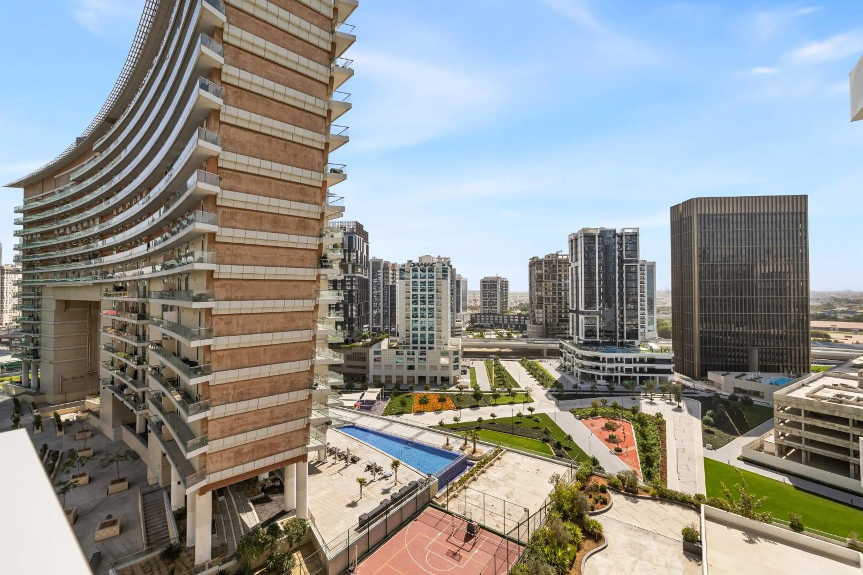 Unlock Metropolis Business Bay