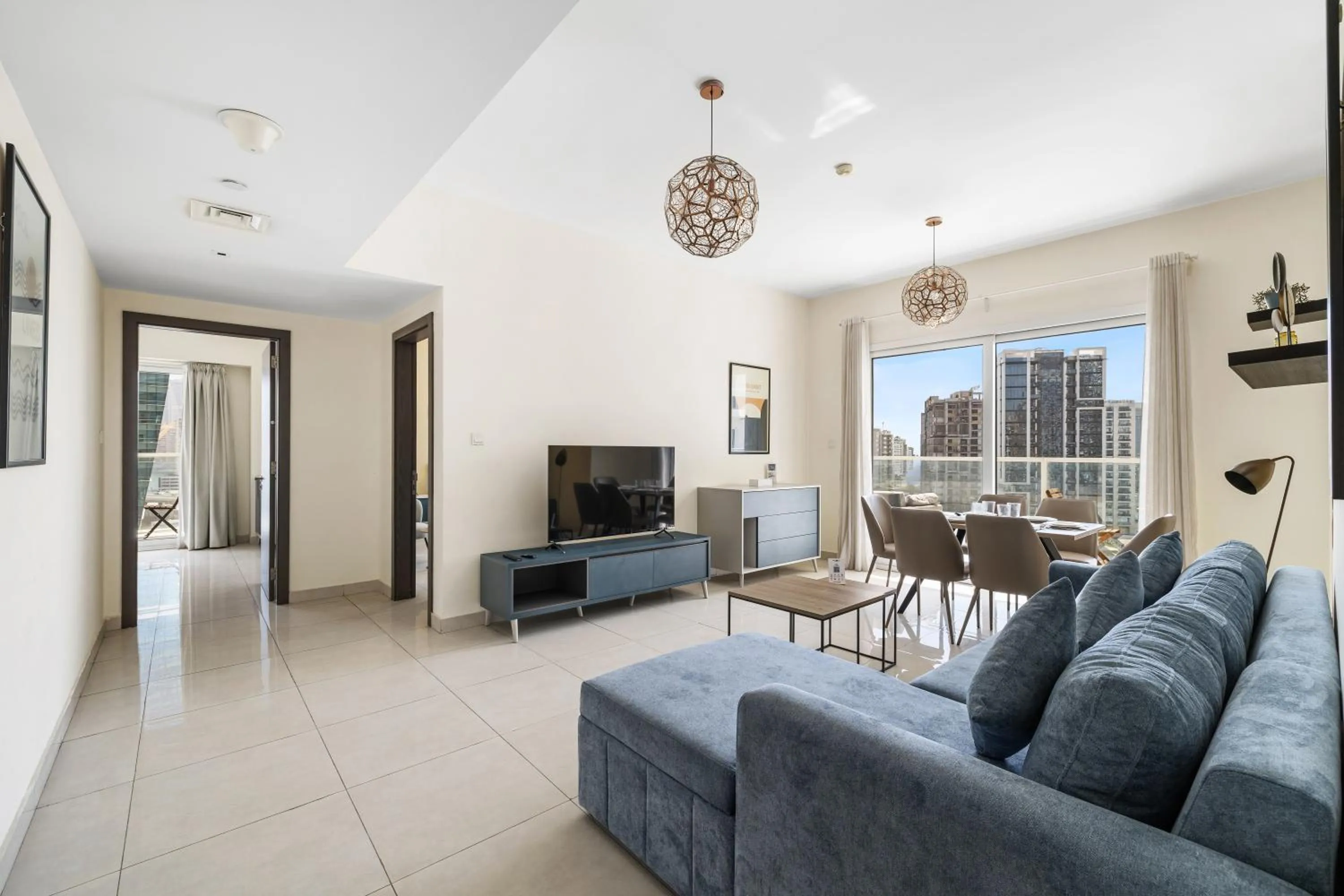 Unlock Metropolis Business Bay