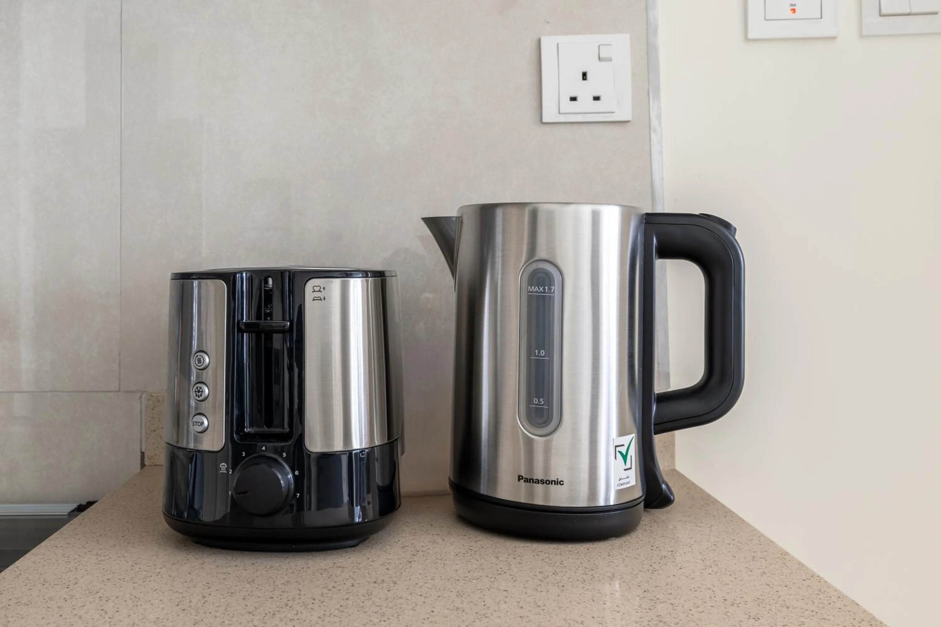 Unlock Metropolis Business Bay