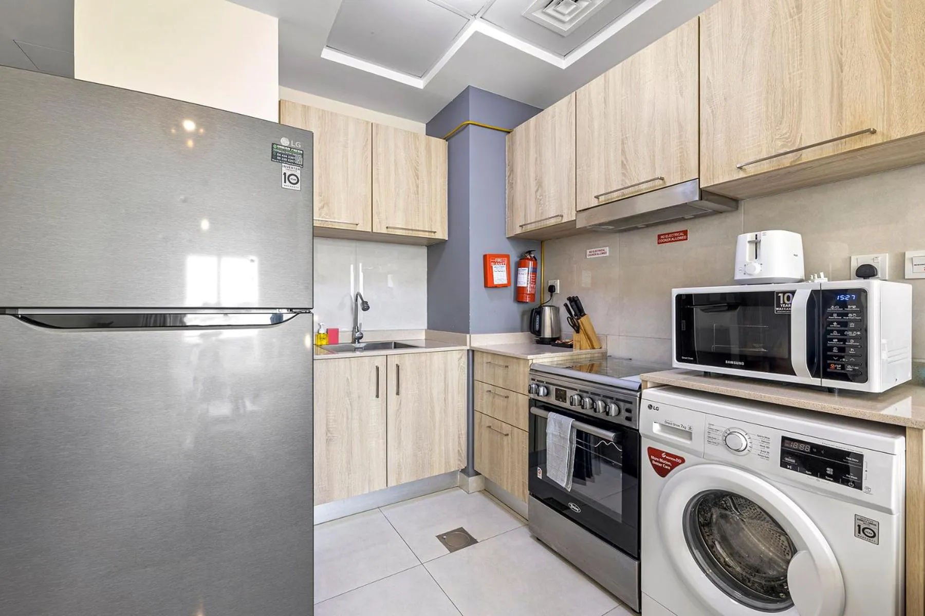 Unlock Metropolis Business Bay