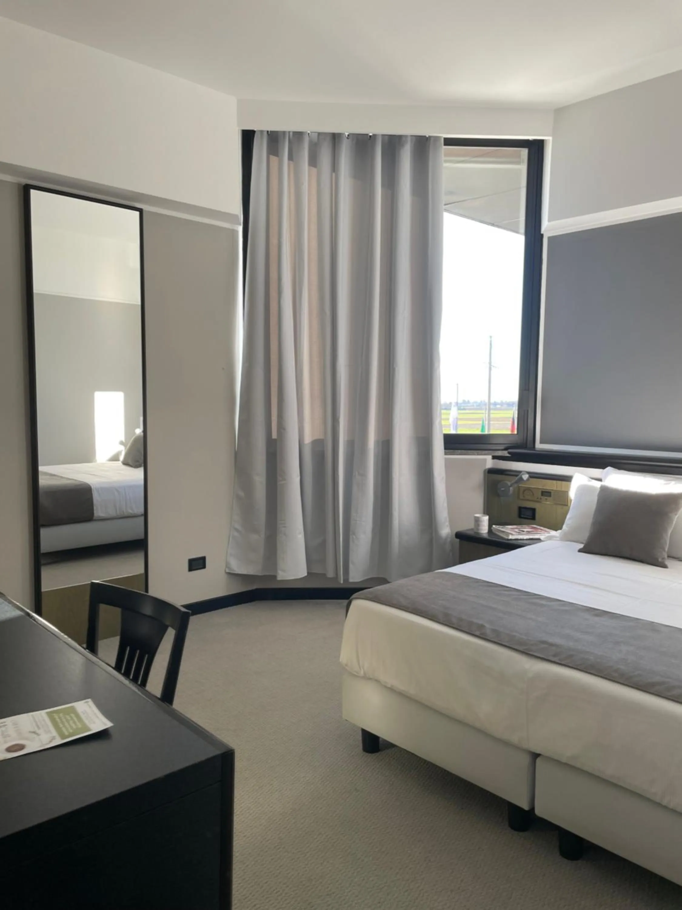 Photo of the whole room in Hotel Gardenia Fiera