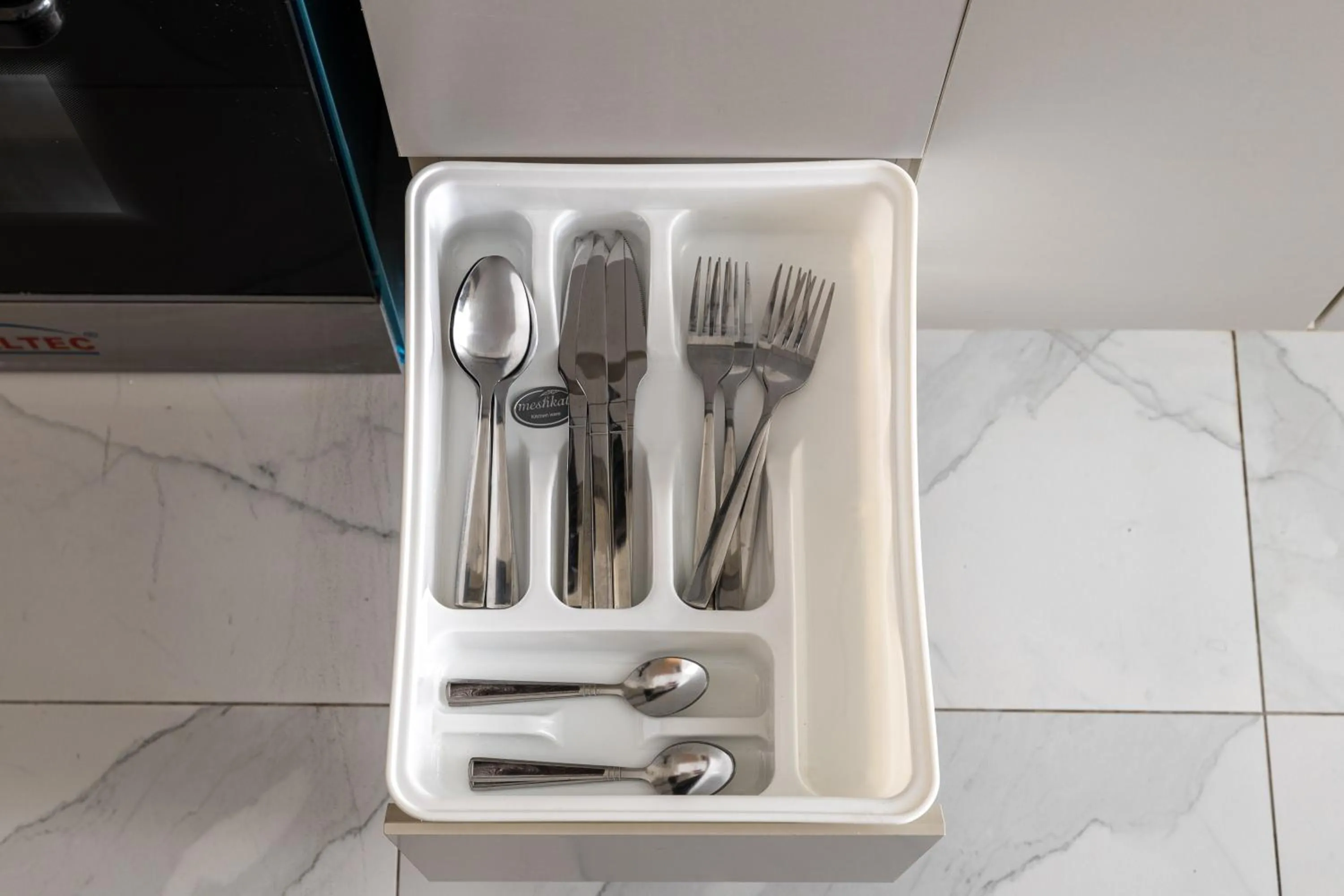 Kitchen or kitchenette in Unlock Waters Edge