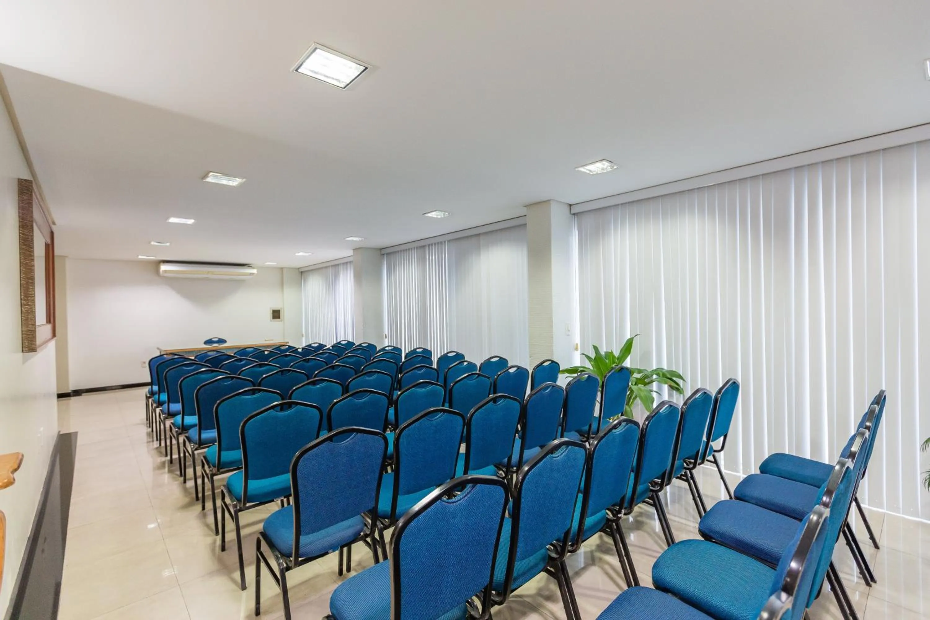 Eunapolis Plaza Hotel