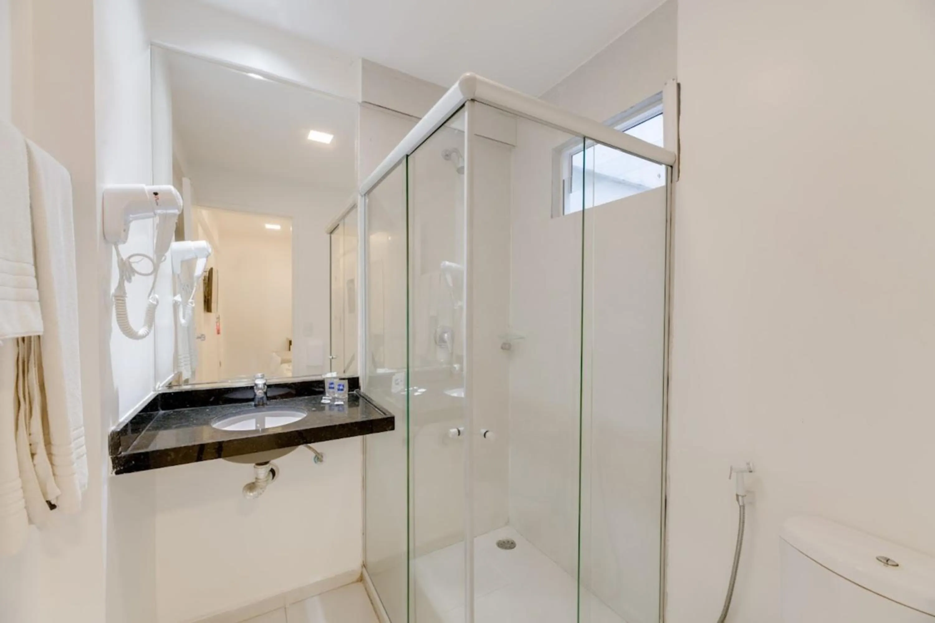 Bathroom in Hotel Praia Bonita Jatiúca
