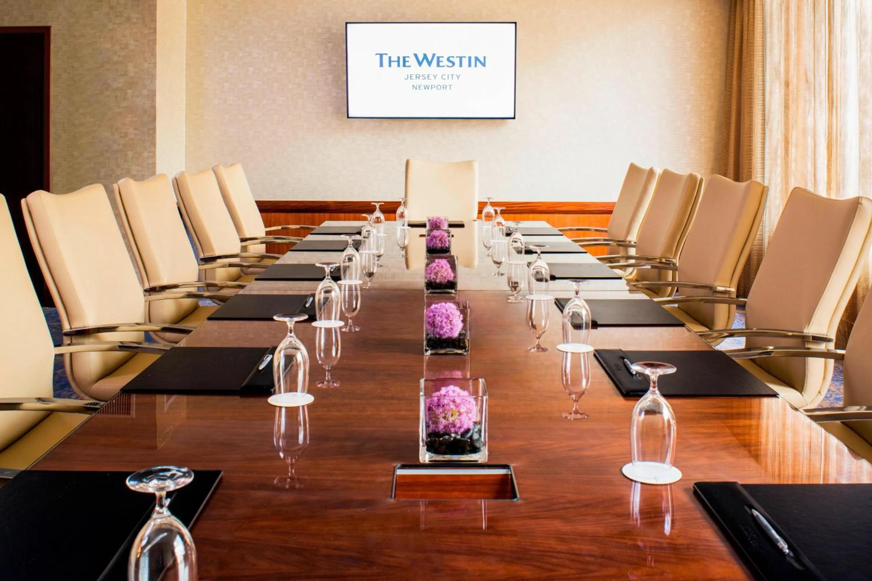Meeting/conference room in The Westin Jersey City Newport