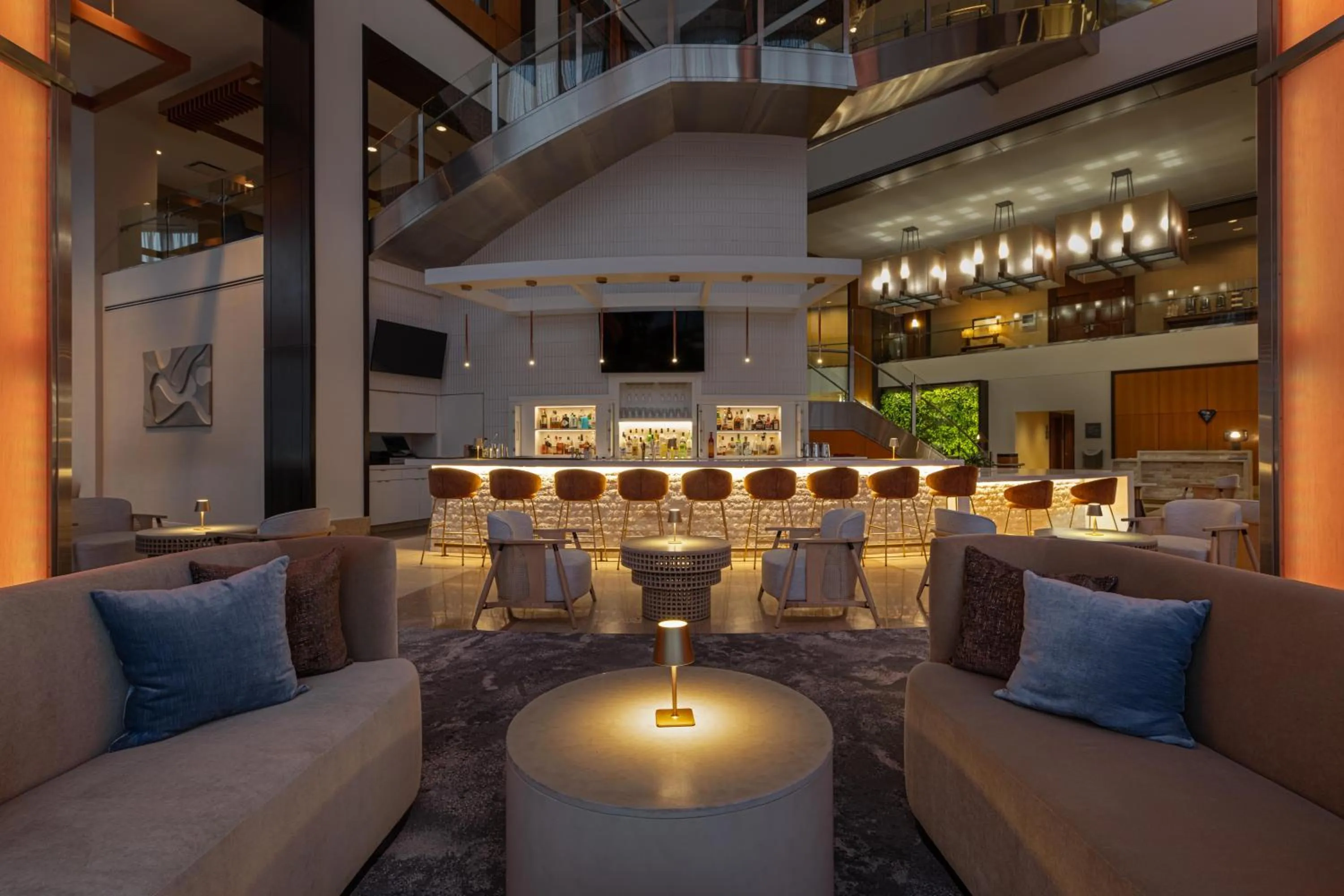 Lounge or bar in The Westin Jersey City Newport