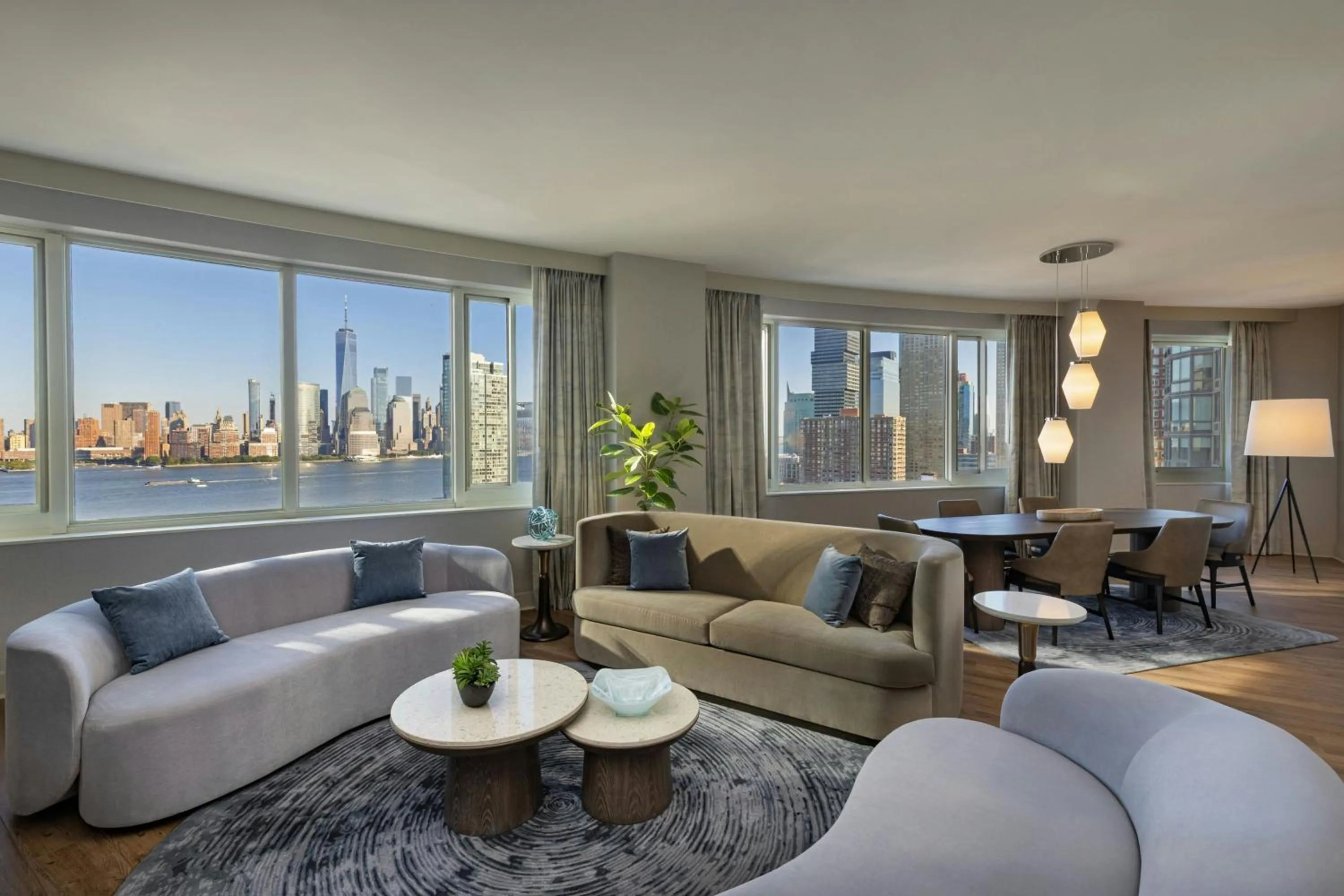 Bedroom in The Westin Jersey City Newport