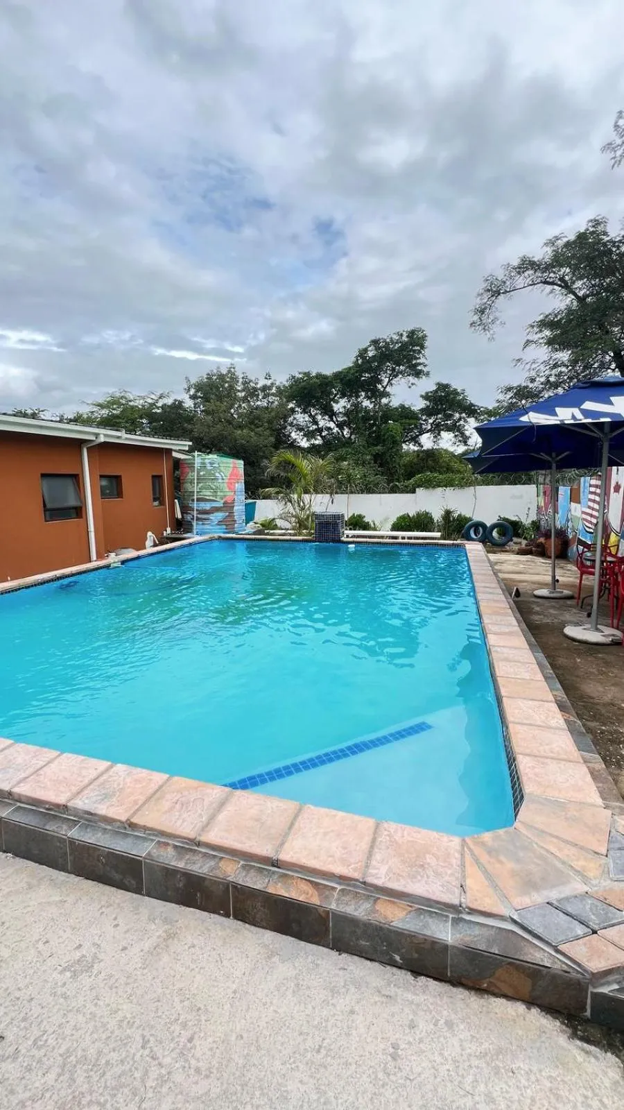 Swimming pool in Woodpeckers Guest House