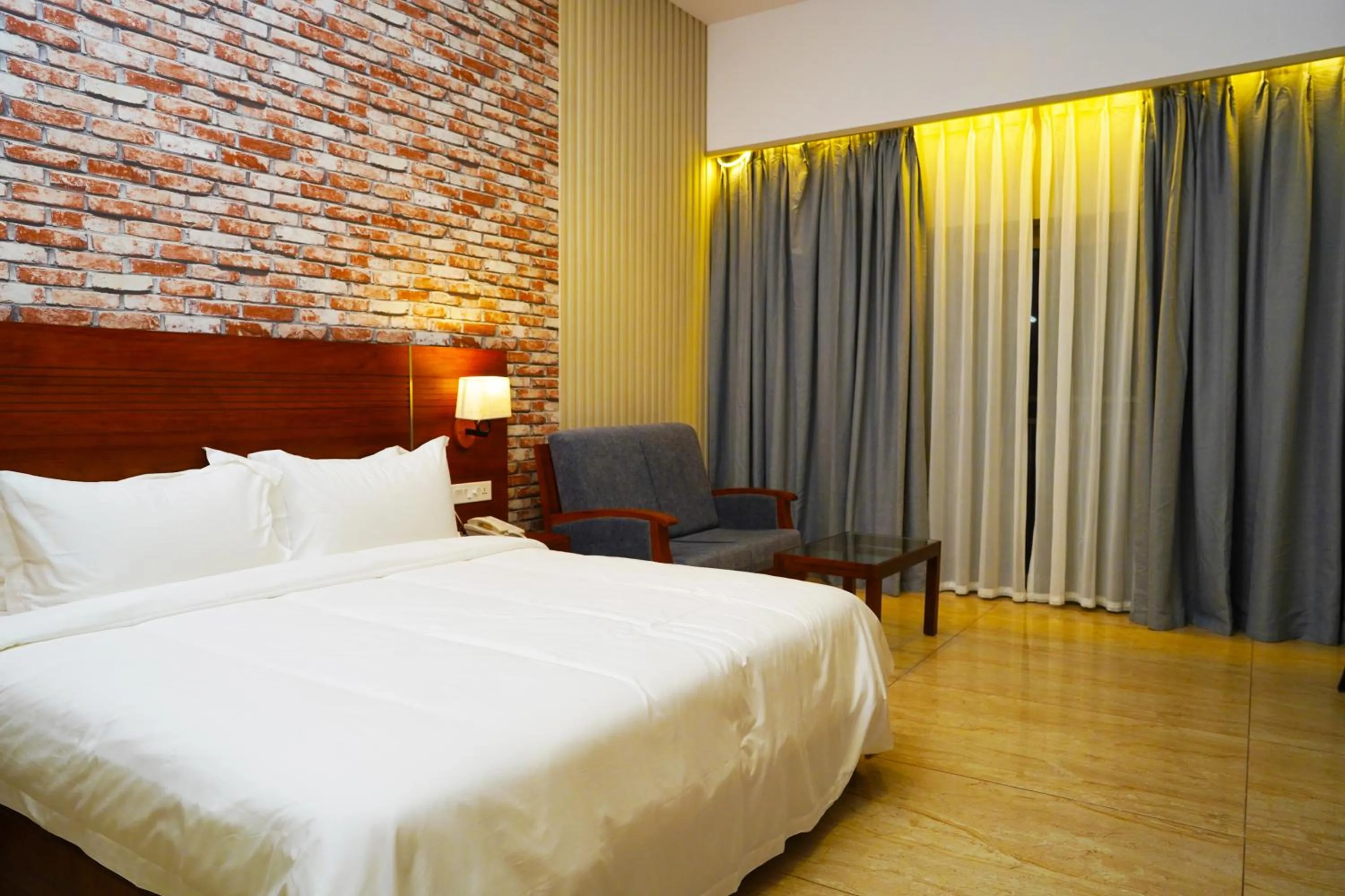 Bedroom, Bed in Elephant Passage