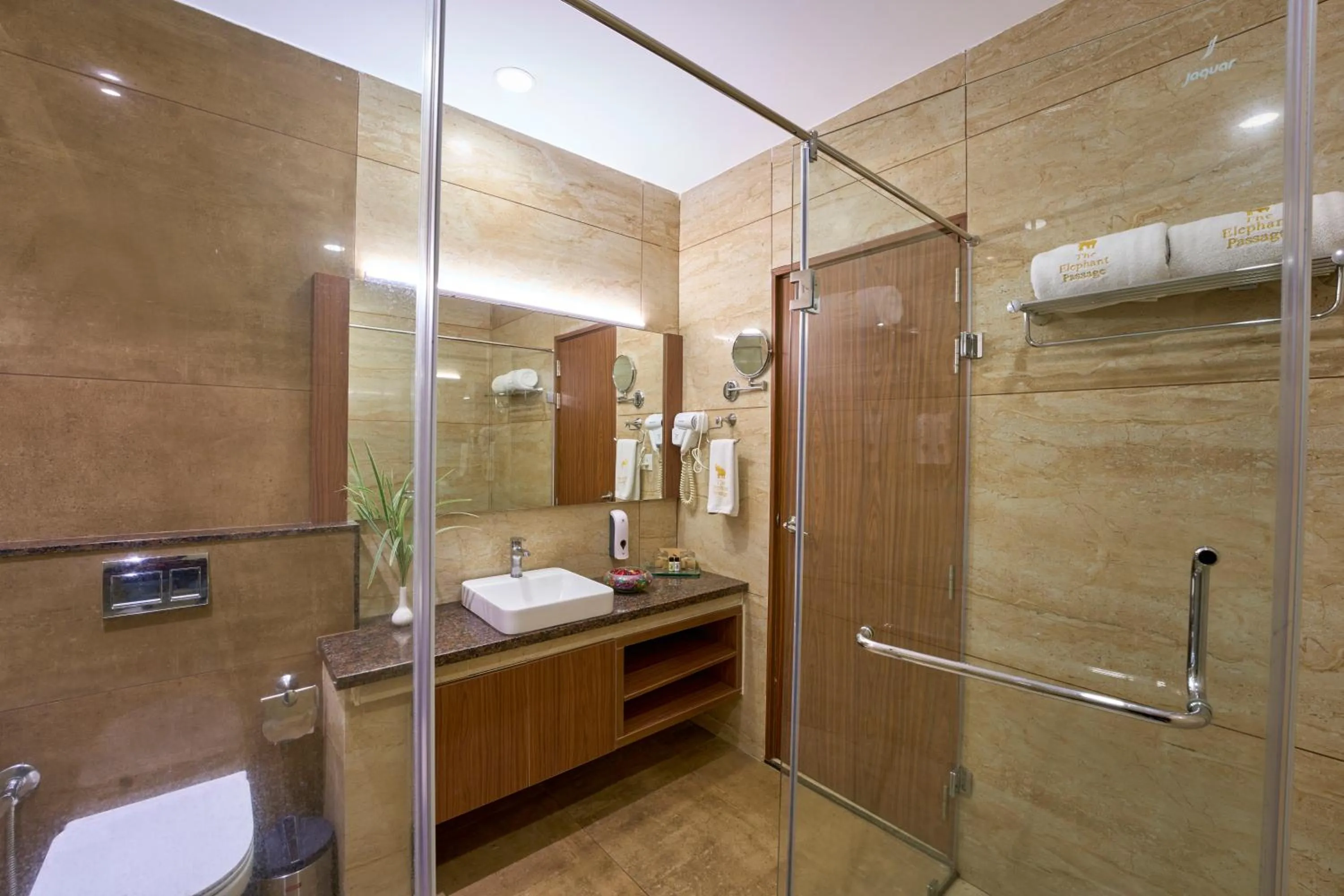 Toilet in Elephant Passage