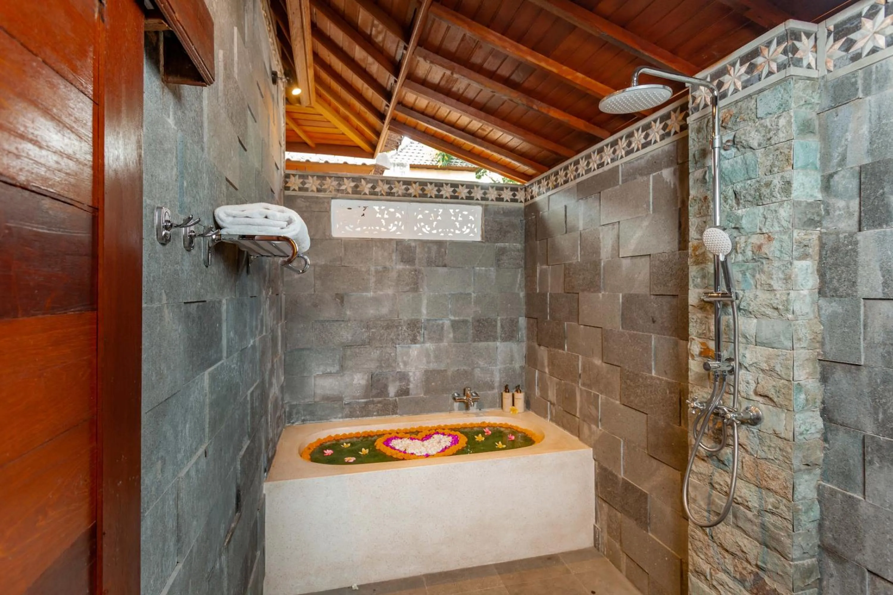 Bathroom in Campuhan Sebatu Resort