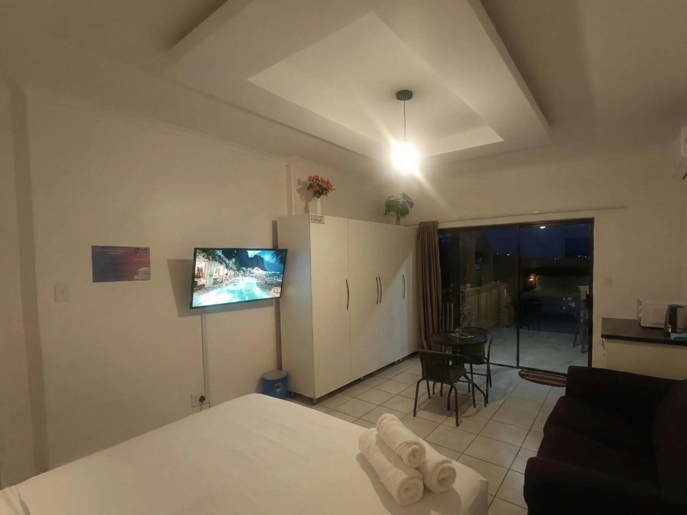 Bed in Zur See - No Loadshedding