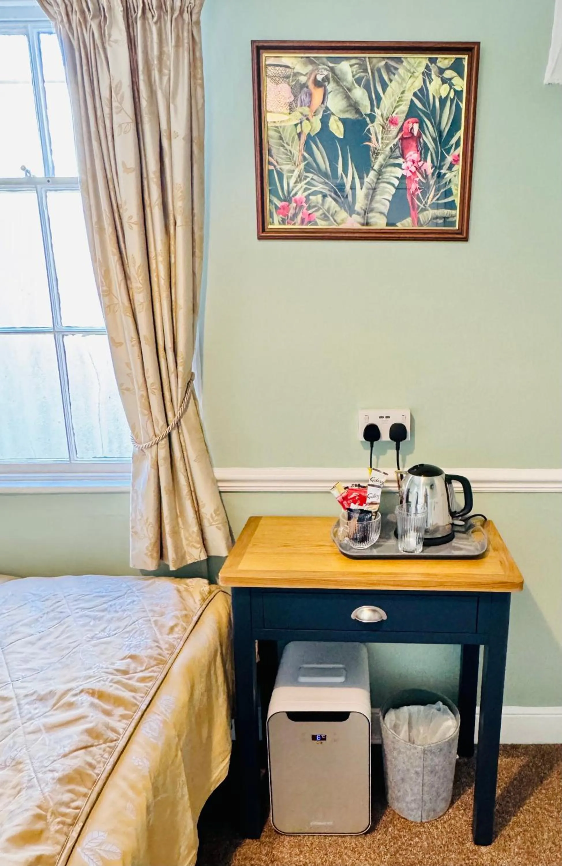 Coffee/tea facilities, Bed in The Angove - Adults Only