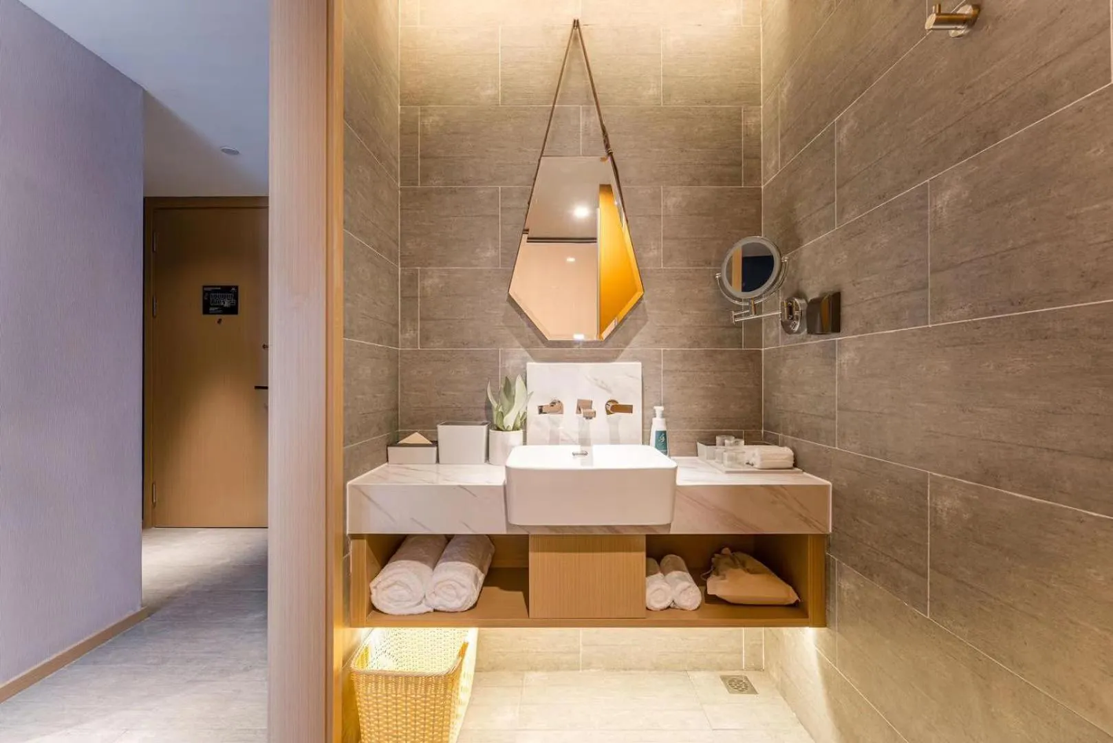 Bathroom in Atour Hotel Hangzhou Chongxian Banshan