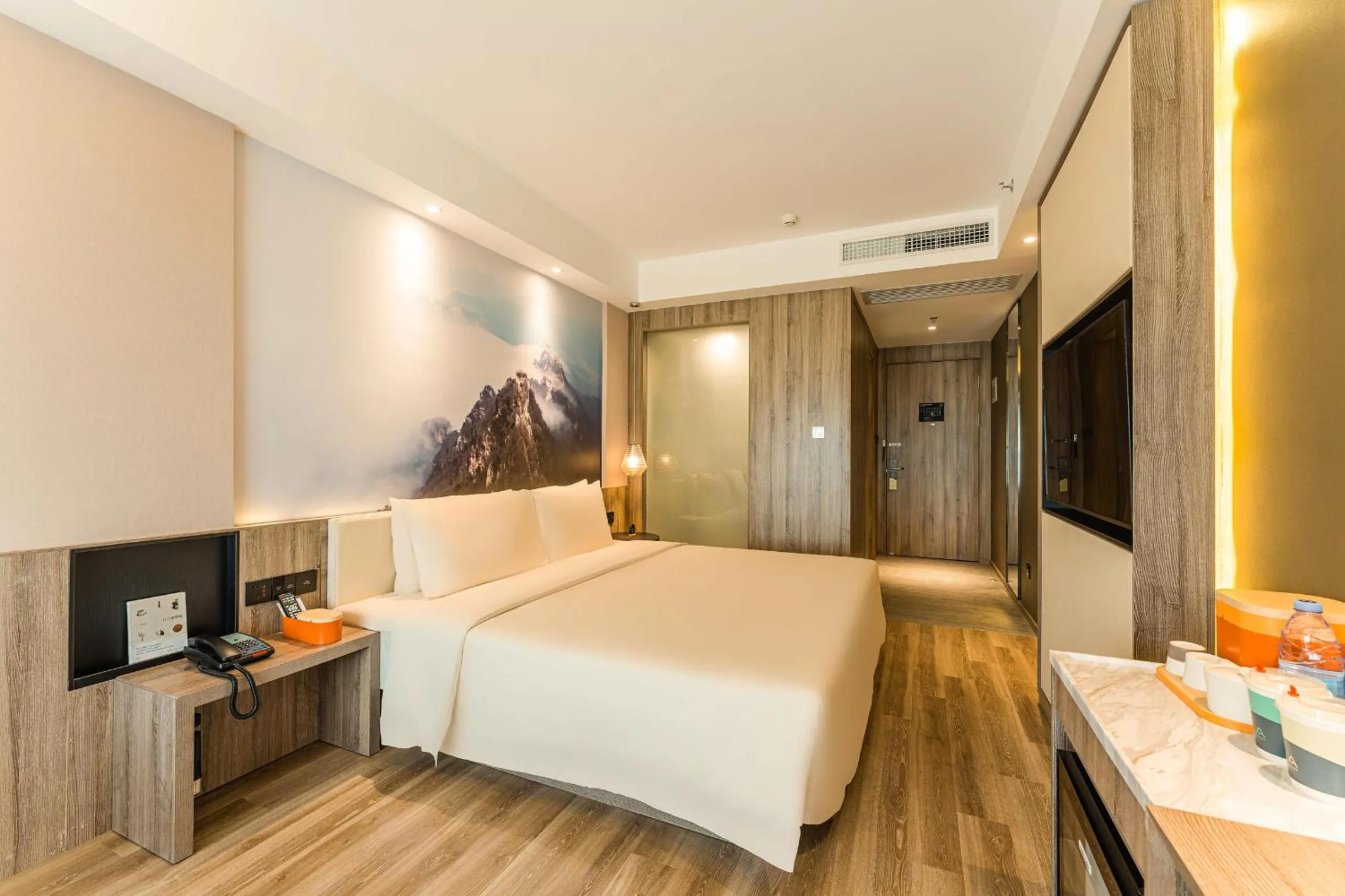 Bed in Atour Hotel Beijing Zhongguancun Life Science Park