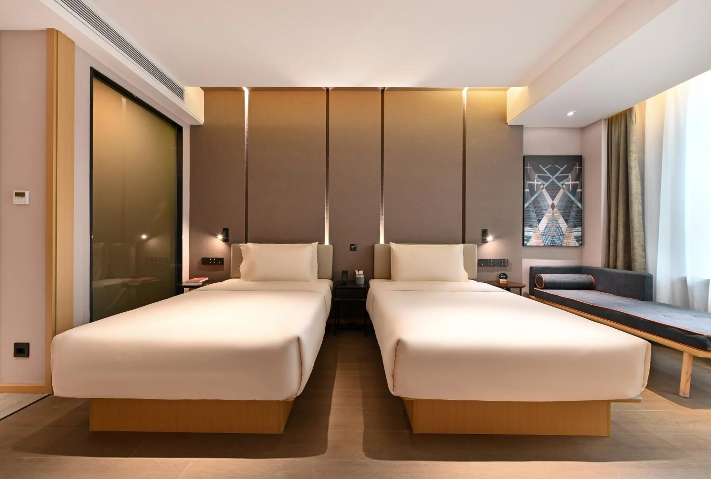 Bed in Atour Hotel Dalian Hi-tech Zone