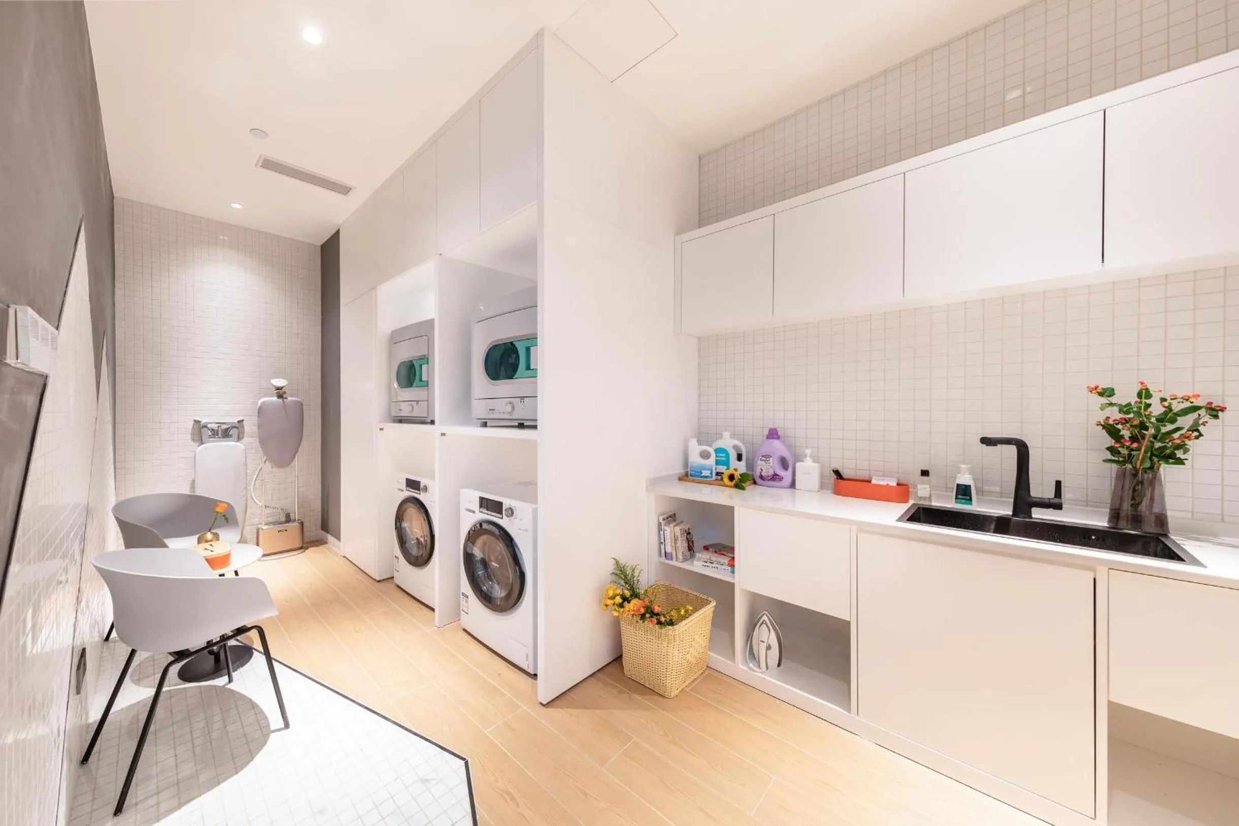 laundry in Atour Hotel Shanghai Wujiaochang Daxue Road