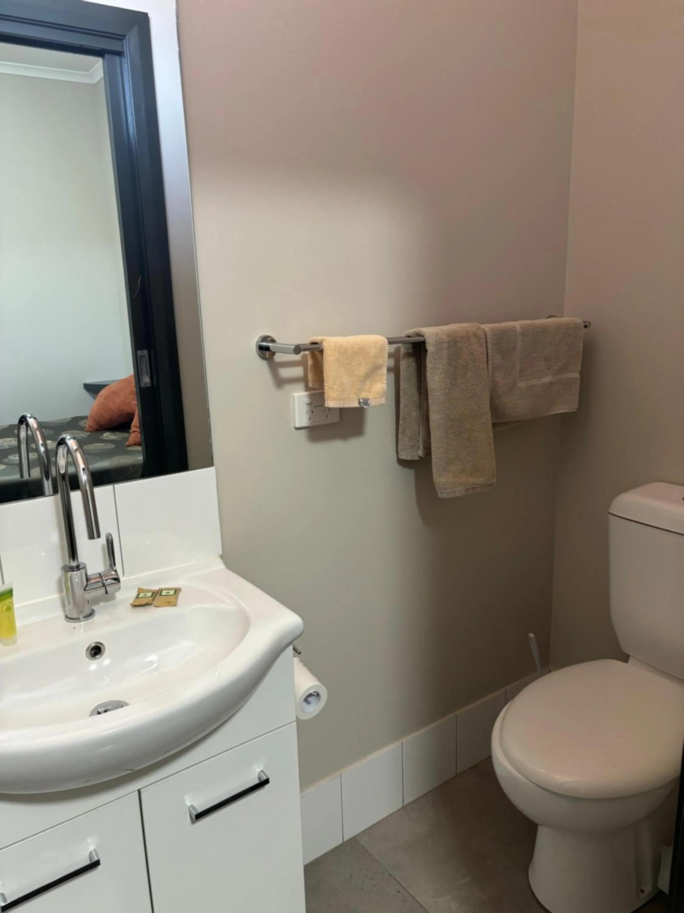 Broken Hill Tourist Lodge