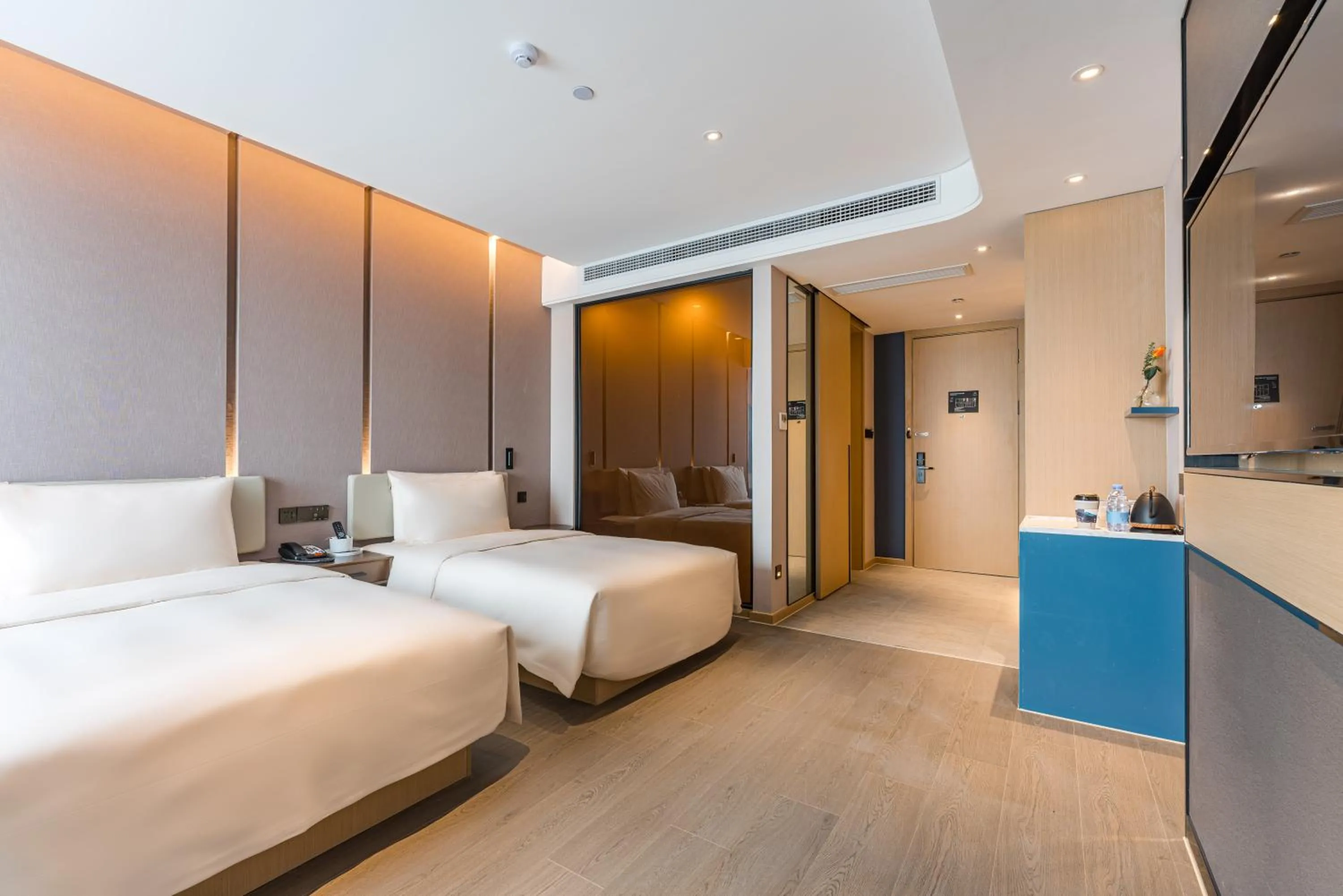 Bed in Atour Hotel Suzhou Wangting