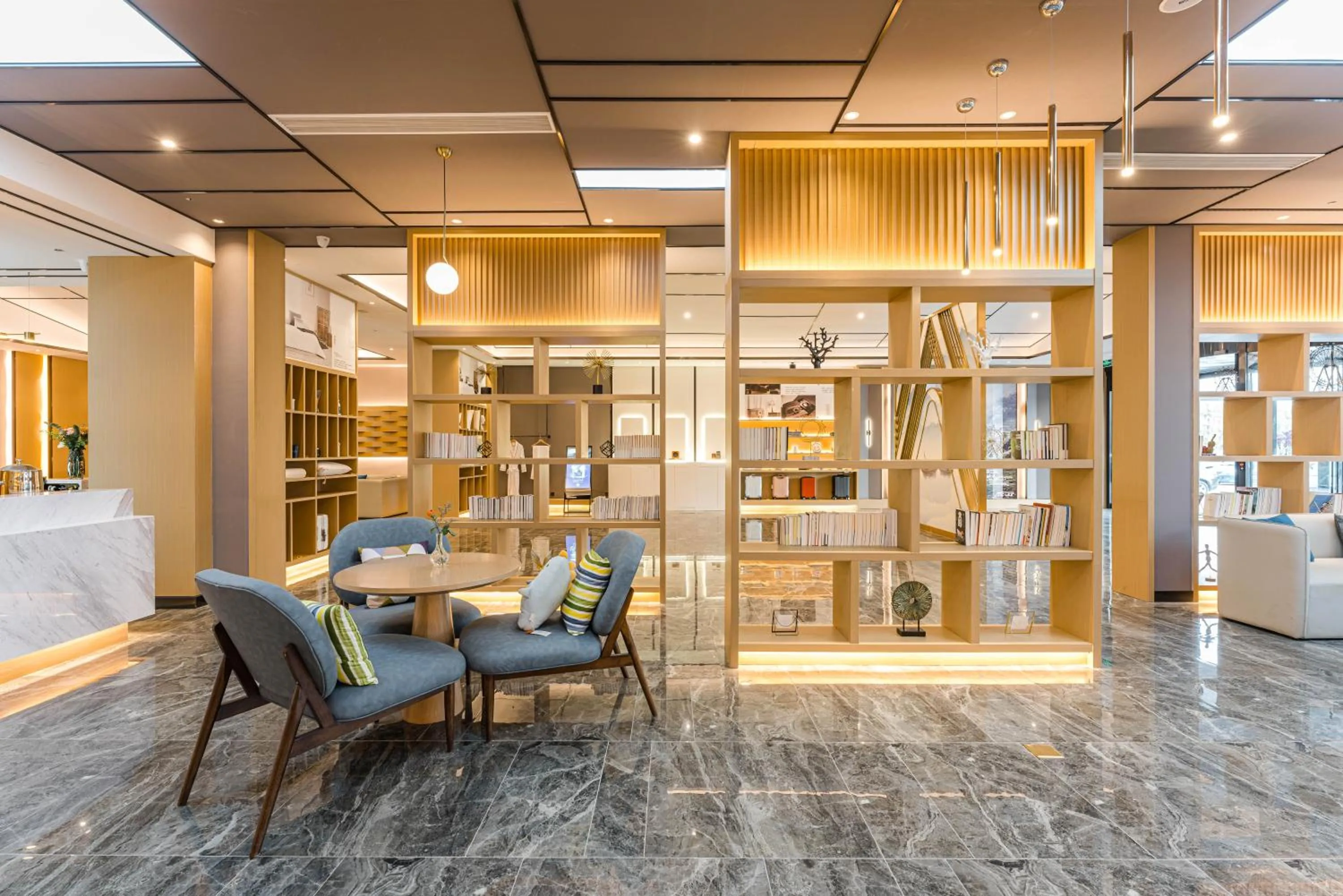 Seating area in Atour Hotel Suzhou Wangting