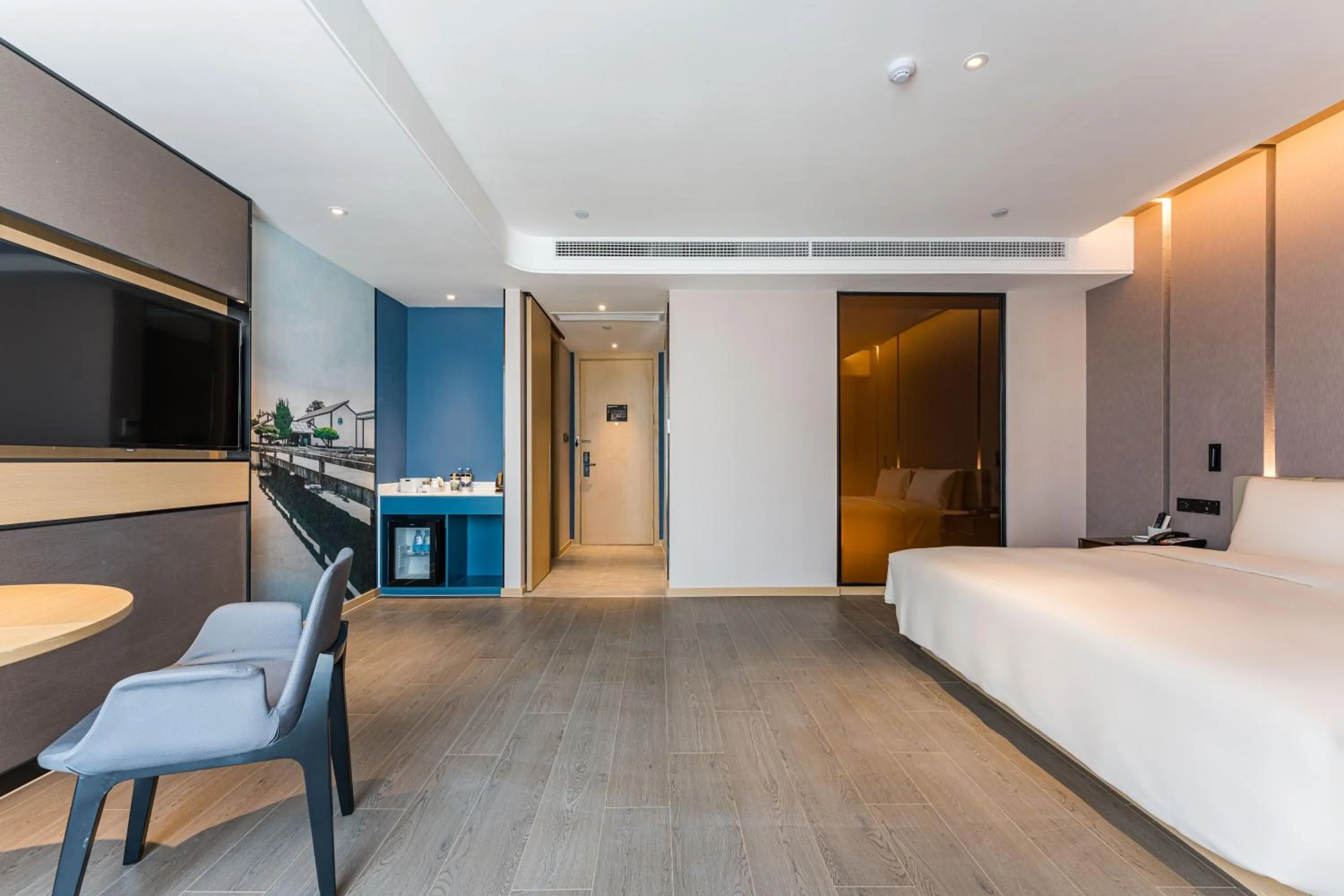 Photo of the whole room, Bed in Atour Hotel Suzhou Wangting