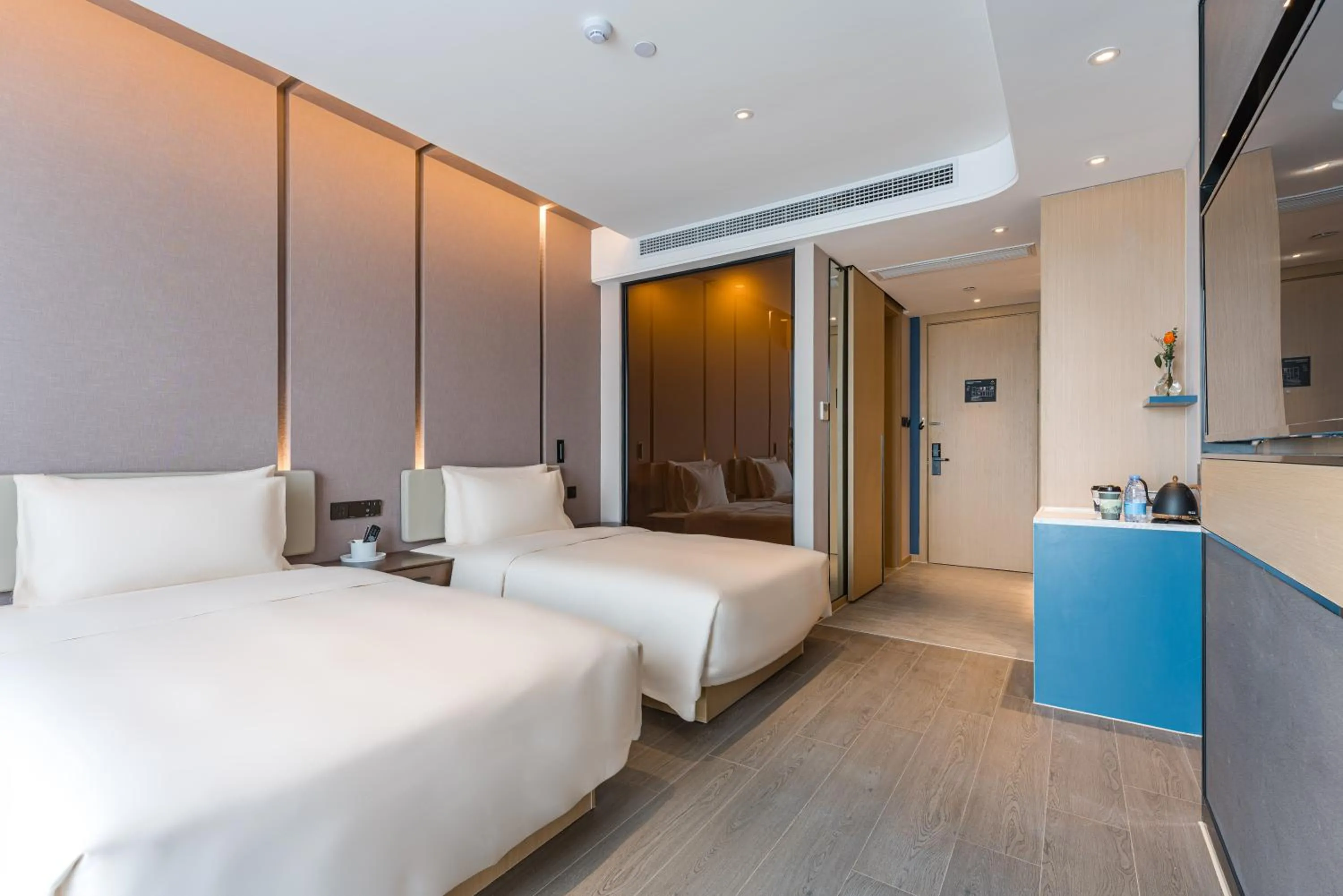 Bed in Atour Hotel Suzhou Wangting