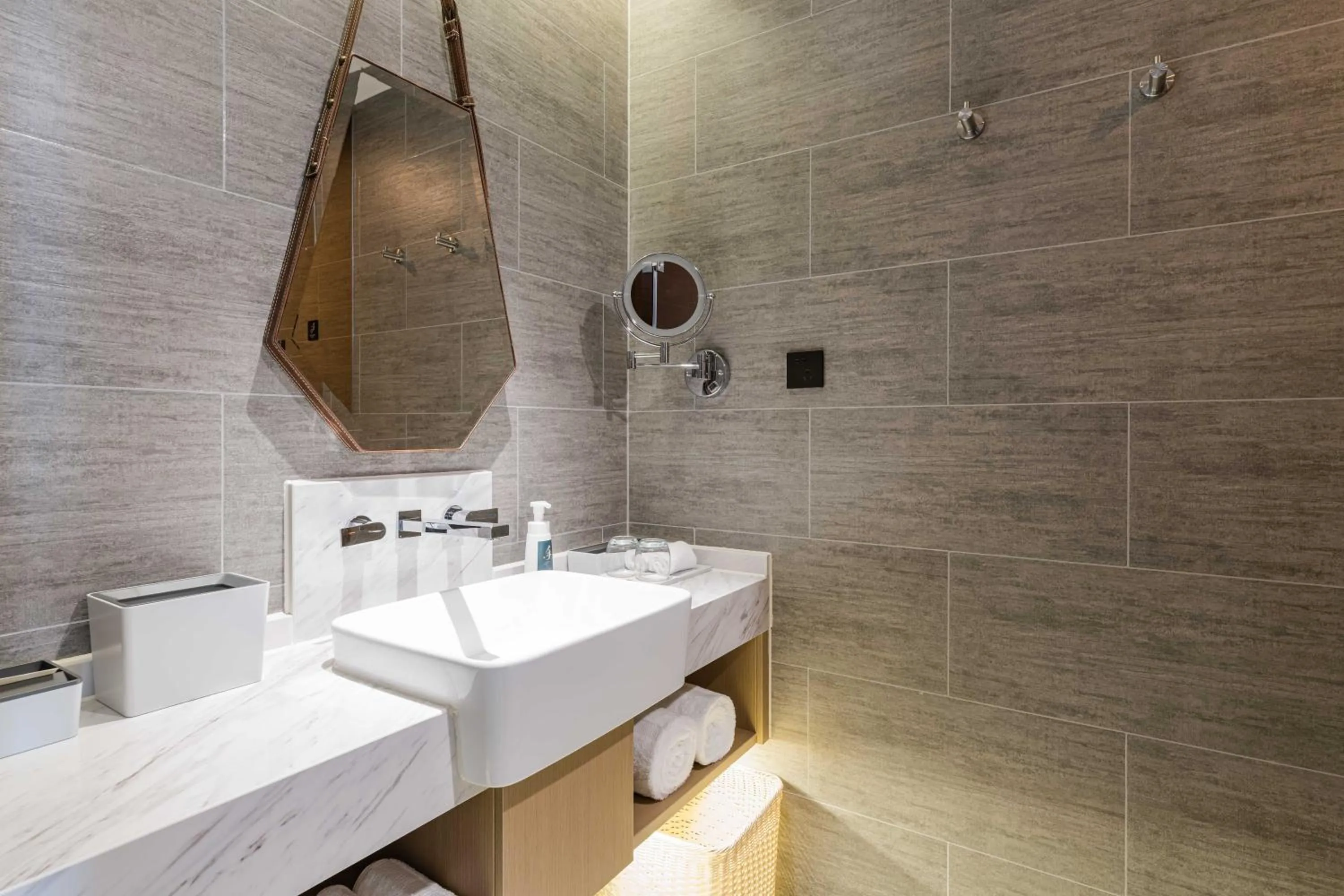 Bathroom in Atour Hotel Industrial Park Dongsha Lake