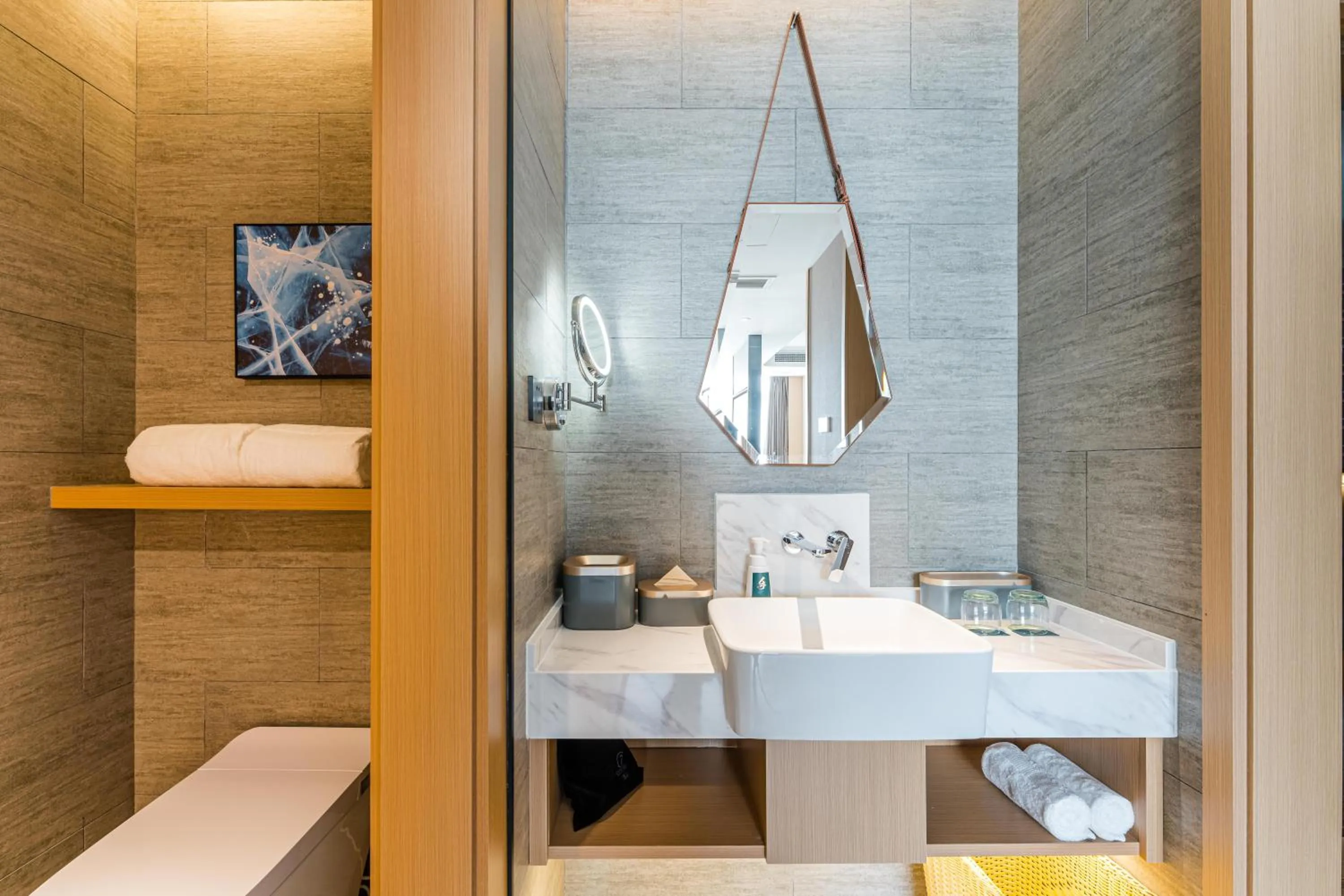 Toilet in Atour Hotel Suzhou Mudu Ancient Town