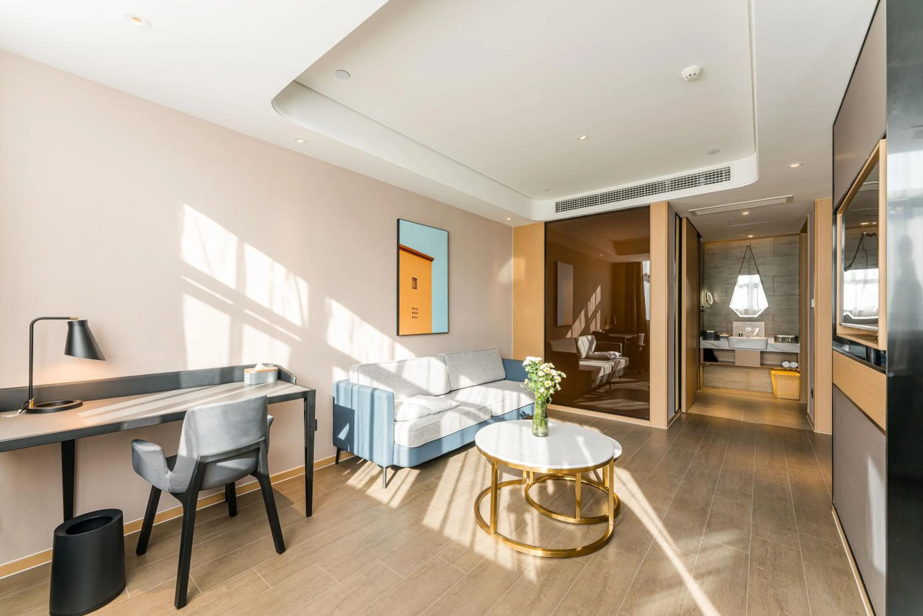 Photo of the whole room, Bed in Atour Hotel Suzhou Mudu Ancient Town