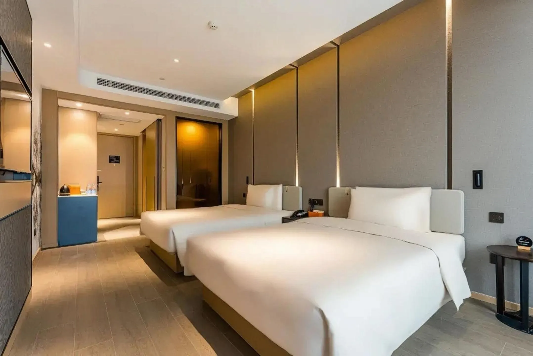 Photo of the whole room, Bed in Atour Hotel West Lake Science Park