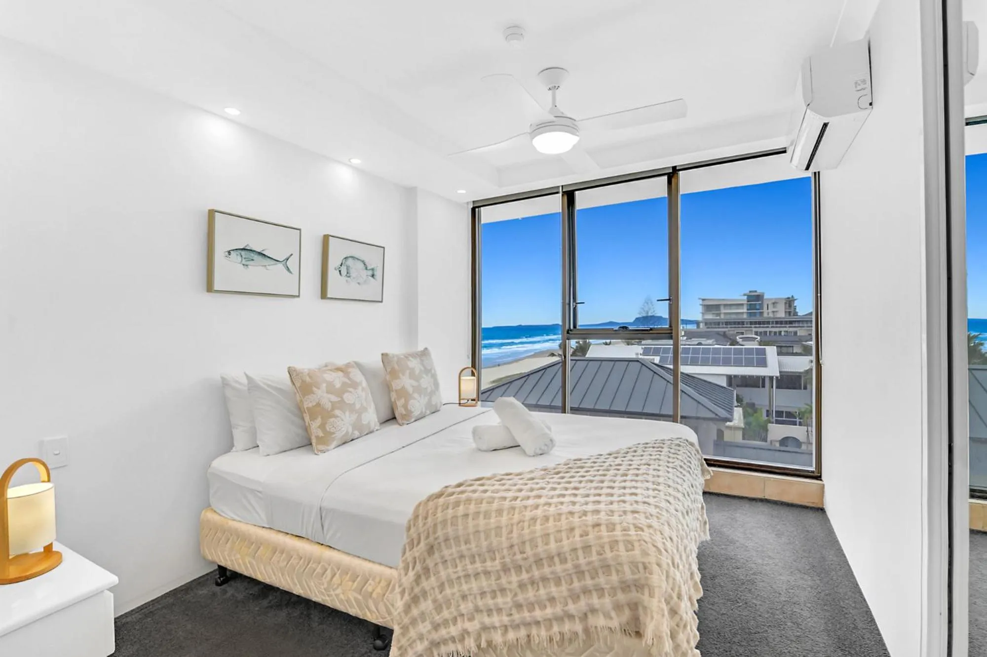 Bed in Albatross North Apartments