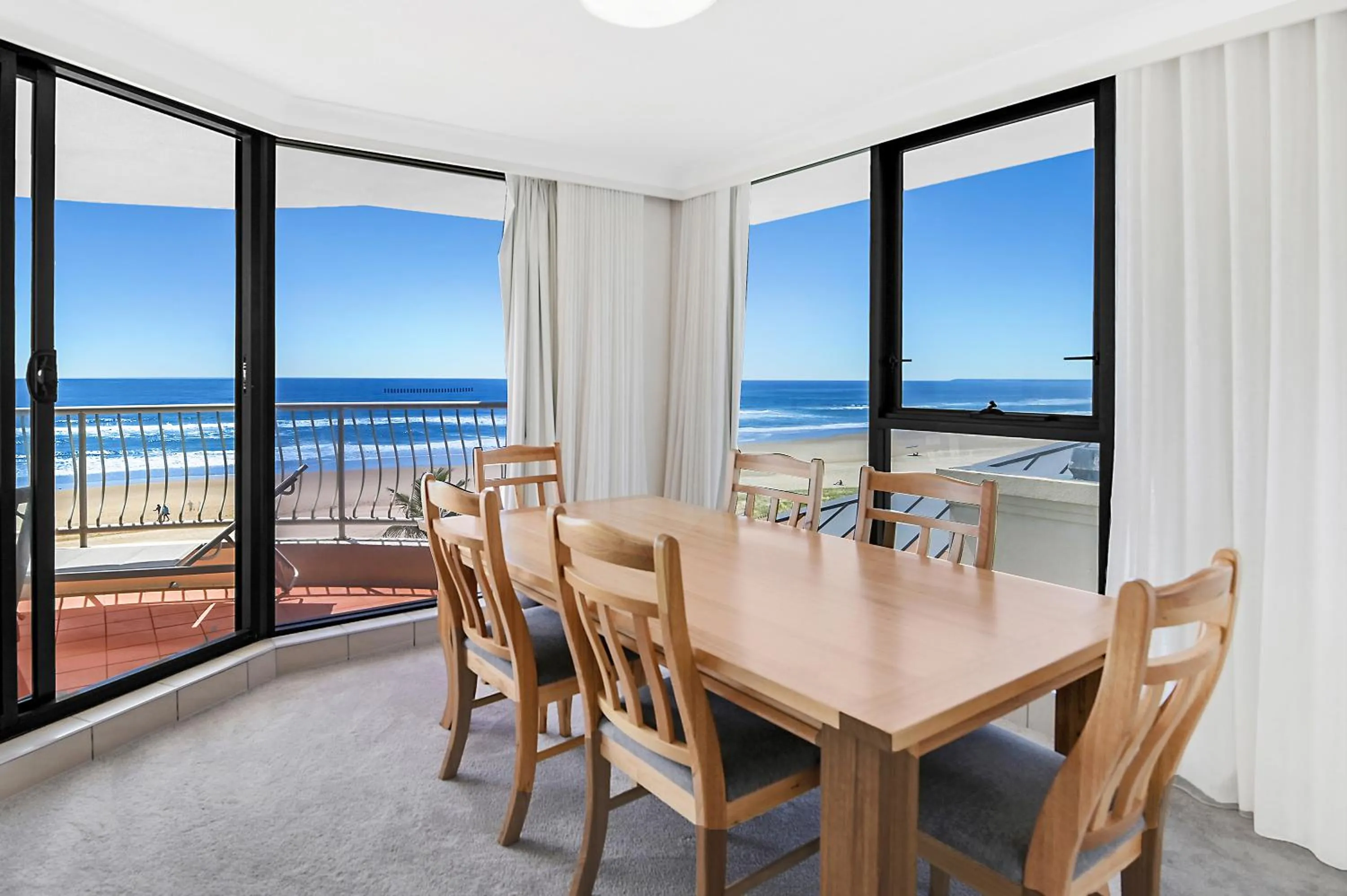 Dinner in Albatross North Apartments