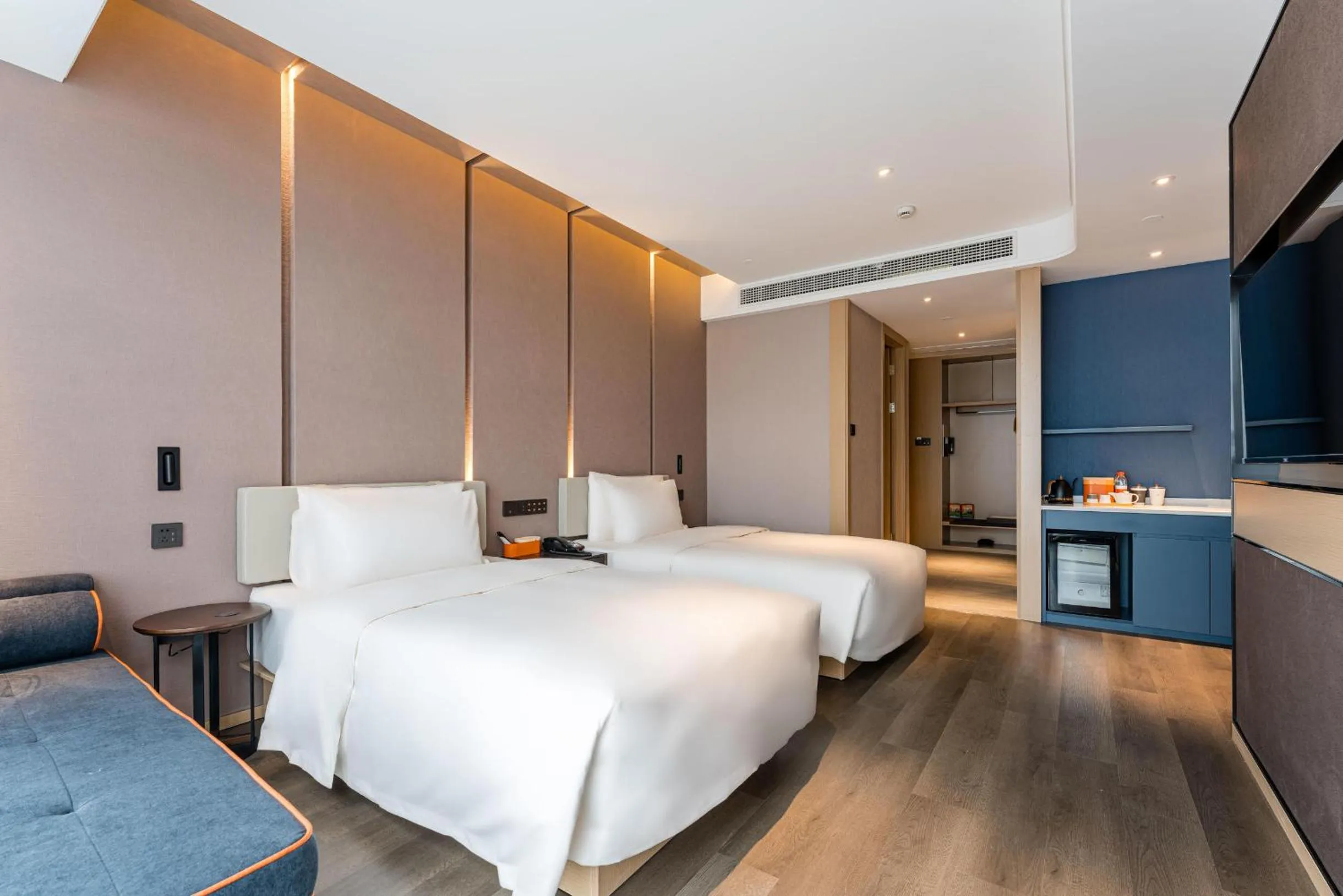 Bed in Atour Hotel Shaoxing Jinghu City Hall Basketball Theme