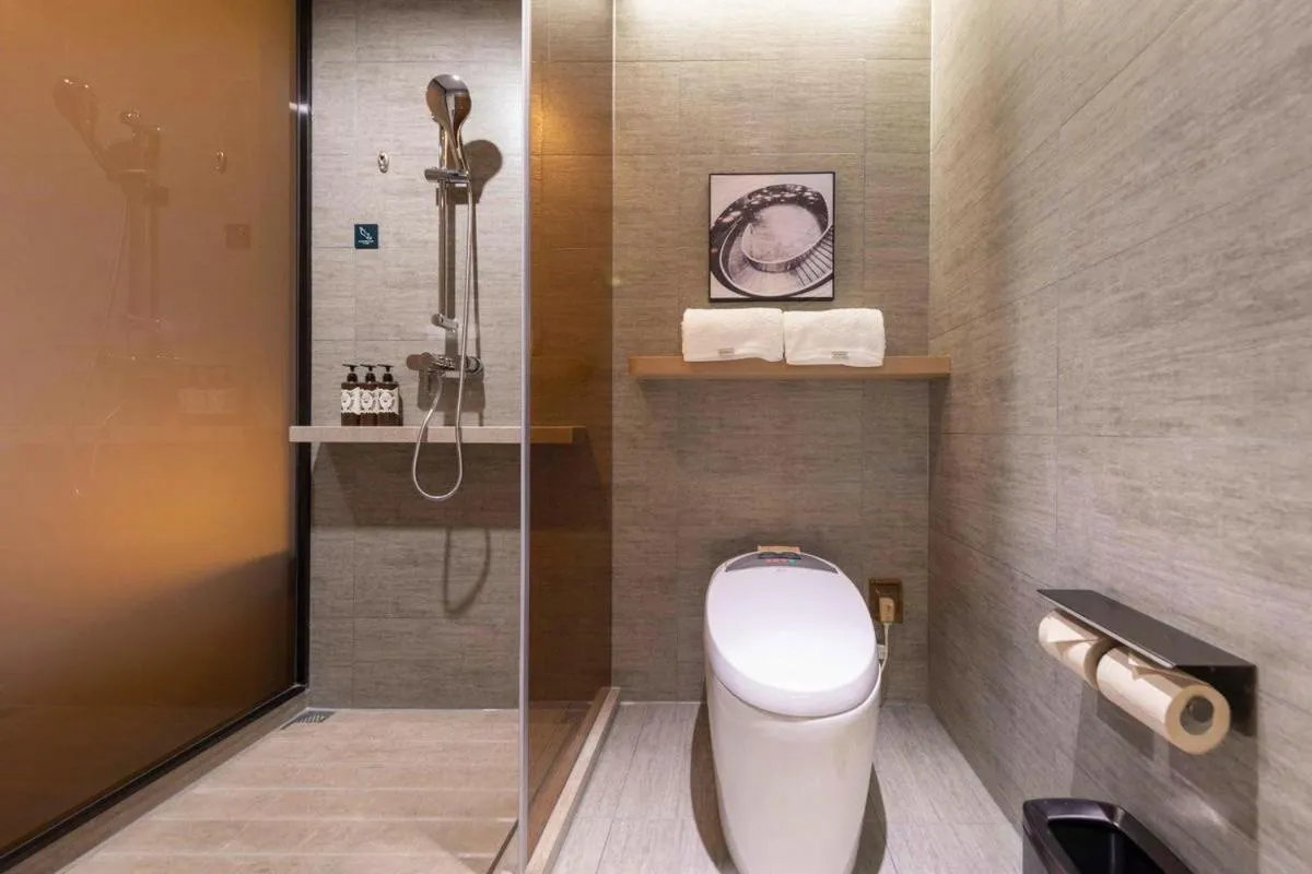 Bathroom in Atour Hotel Jinan Quancheng Plaza Kuanhouli