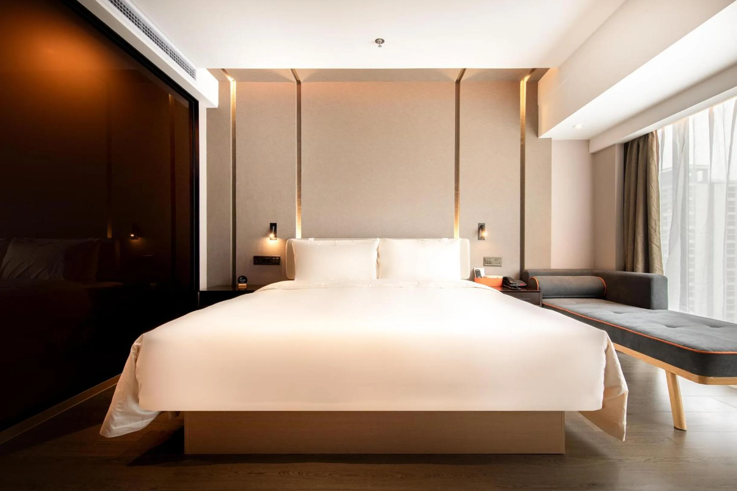 Bed in Atour Hotel Kunming Hi-tech Wuyue Plaza