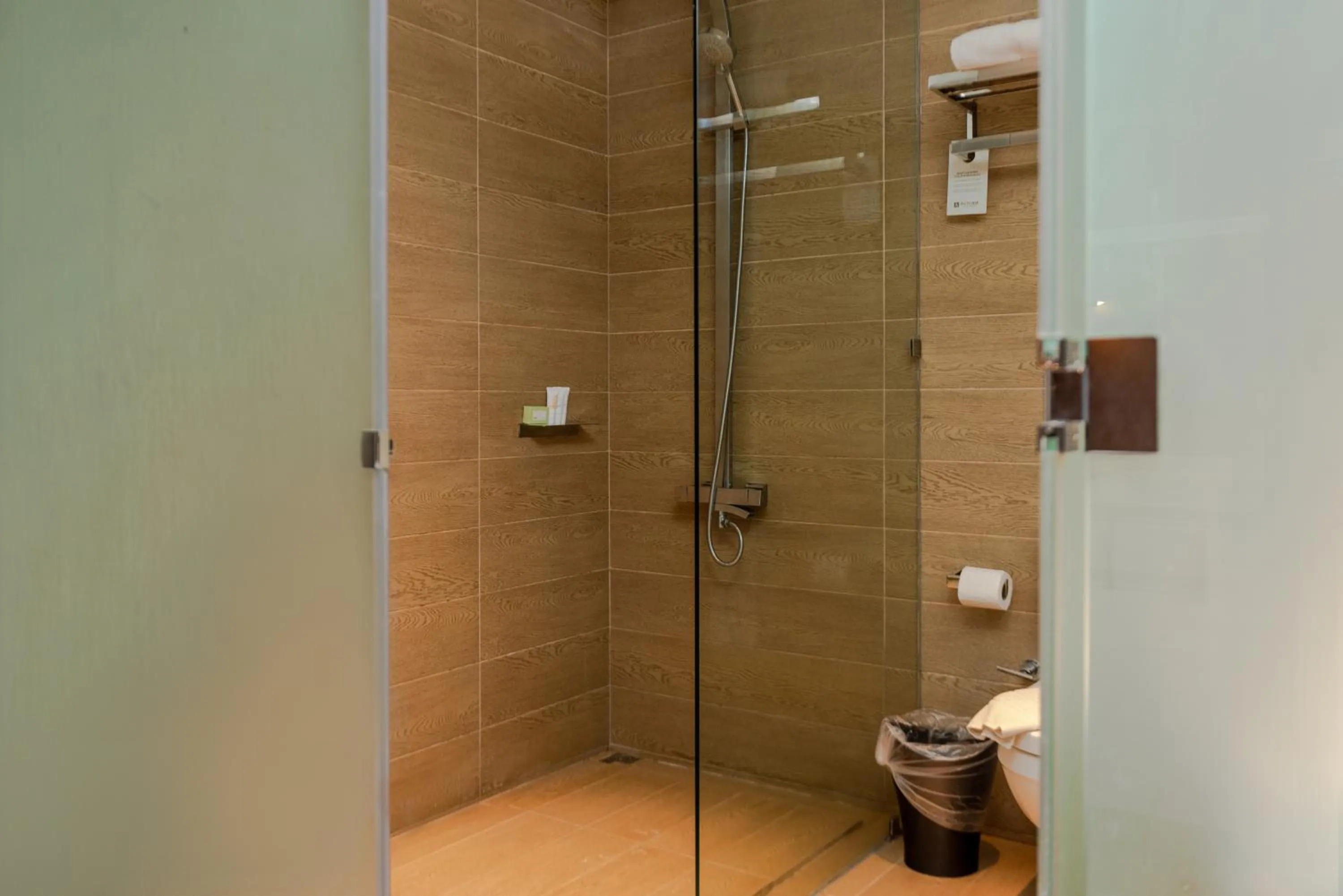 Bathroom in Astoria Palawan